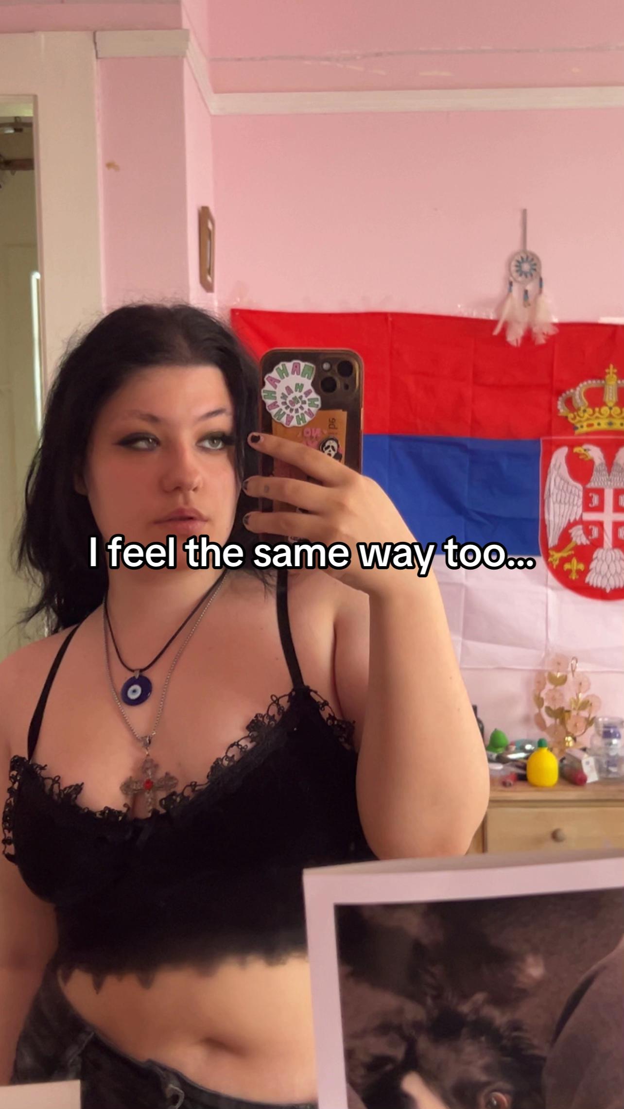 @𝓜𝓮𝓵𝓵♡ꨄ