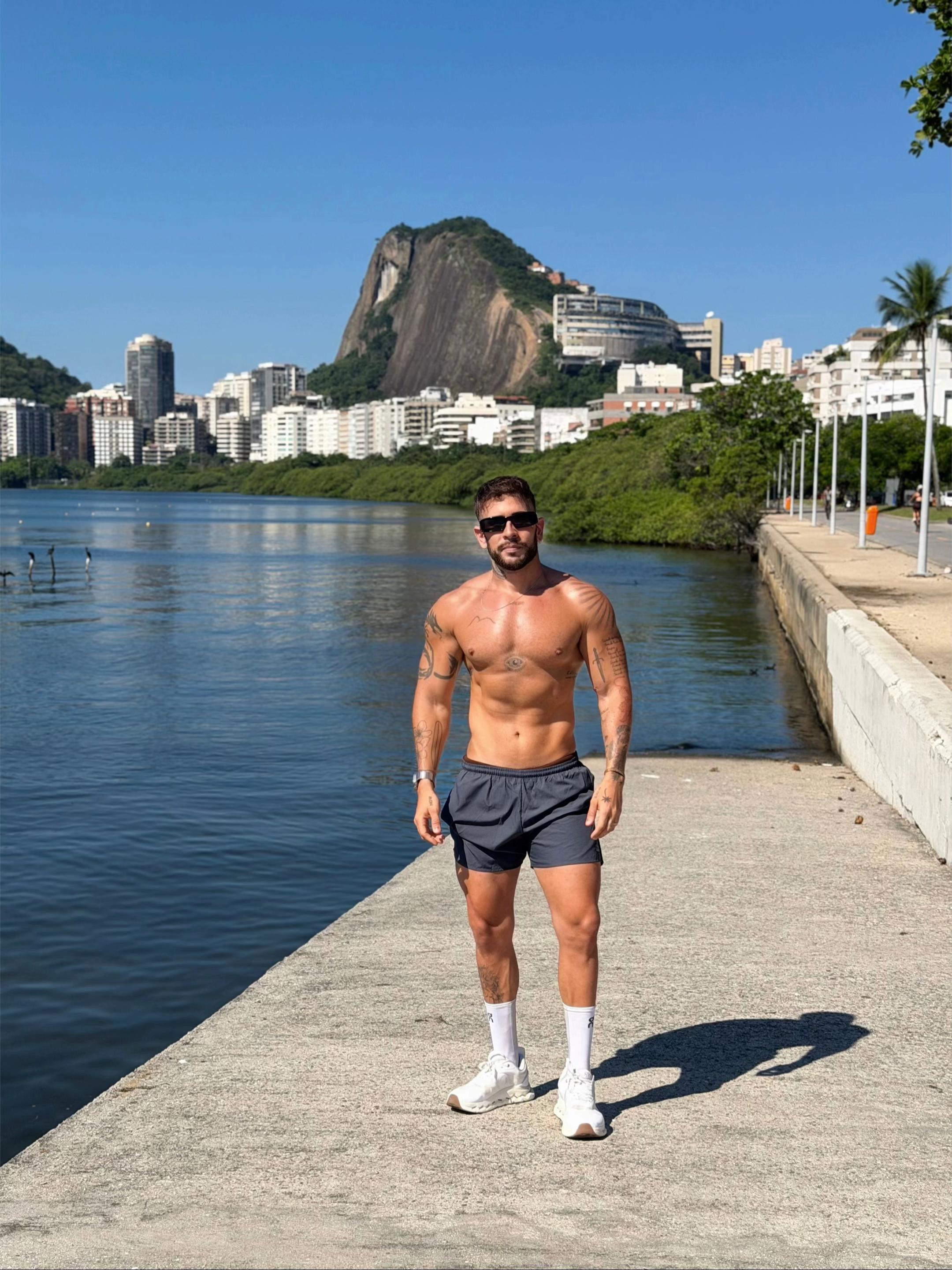 @TIAGO FLEURY