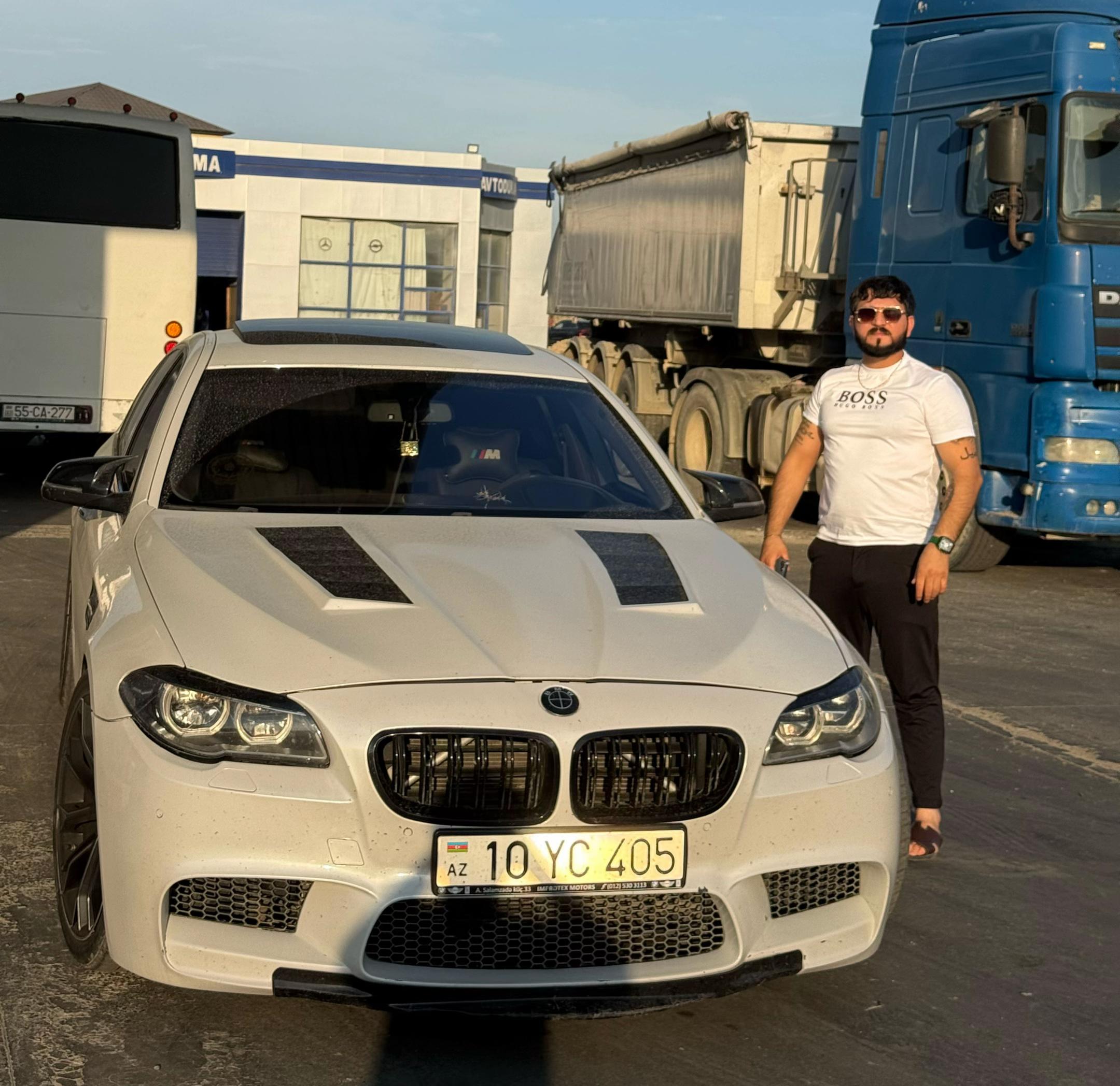 @m&uuml;şfiq_