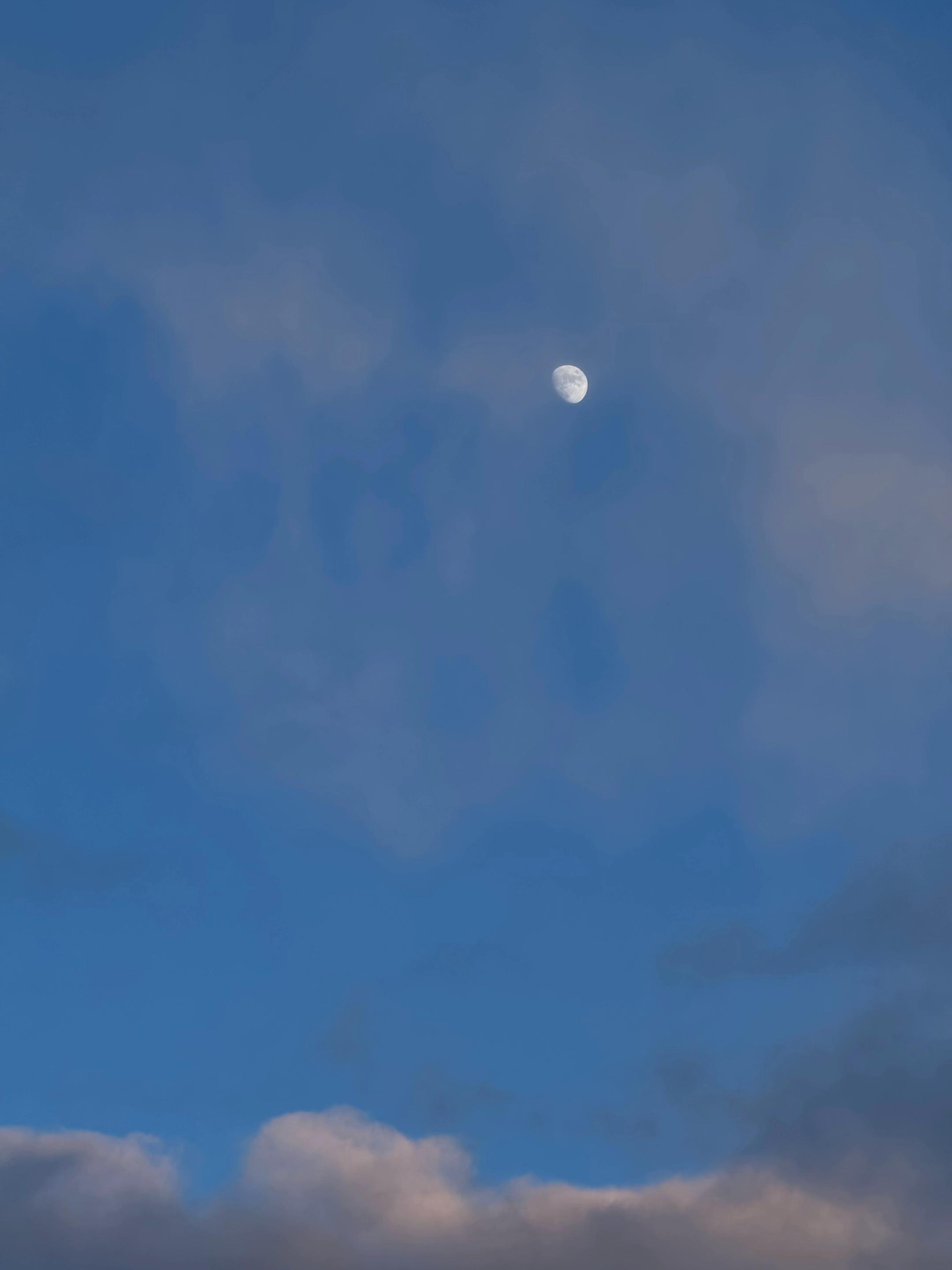 @𓂀