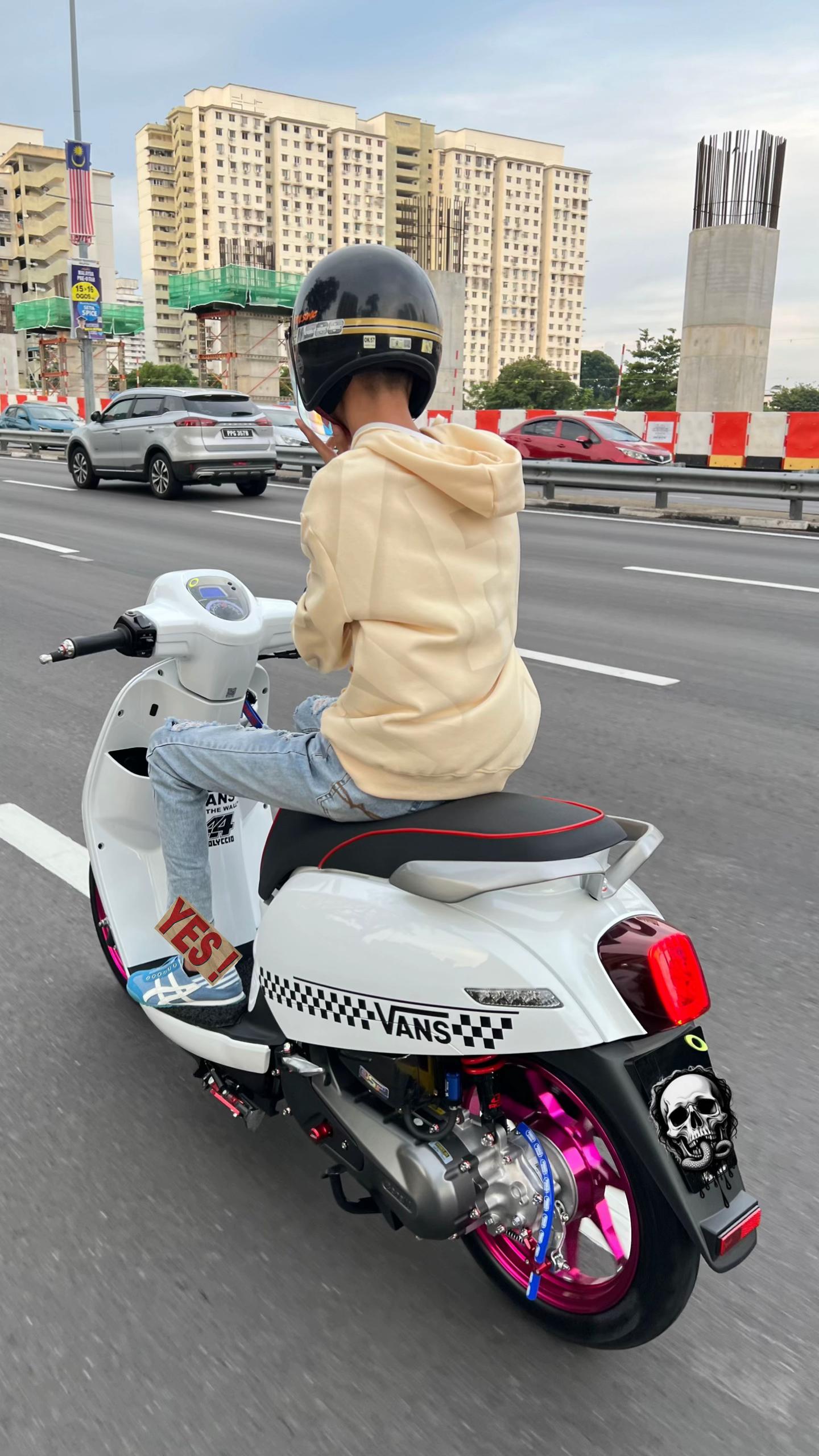 @๐ก๐ข๐ฃ๐๐๐ฆ๐ข๐ก๐๐ โท