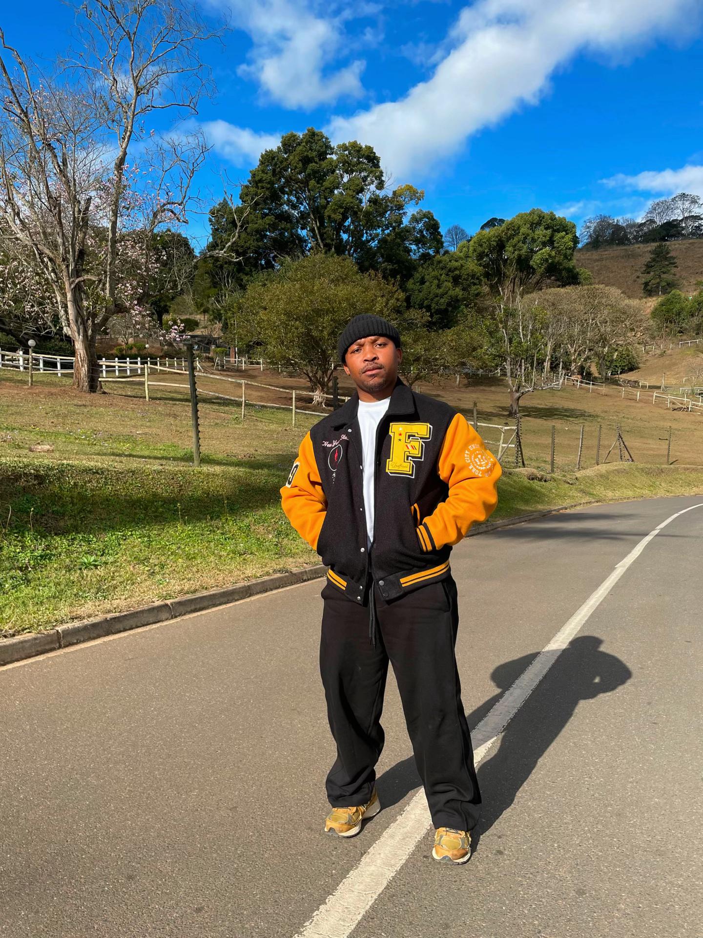 @Sbusiso_Zamani🇿🇦