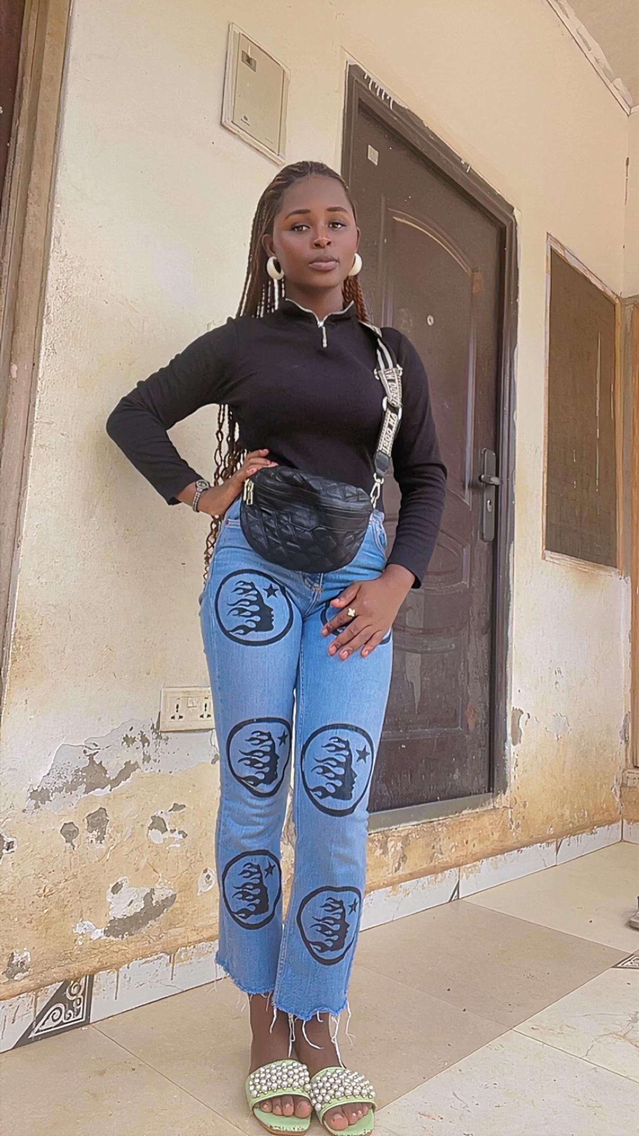 @Adwoa 💞currency 🦋