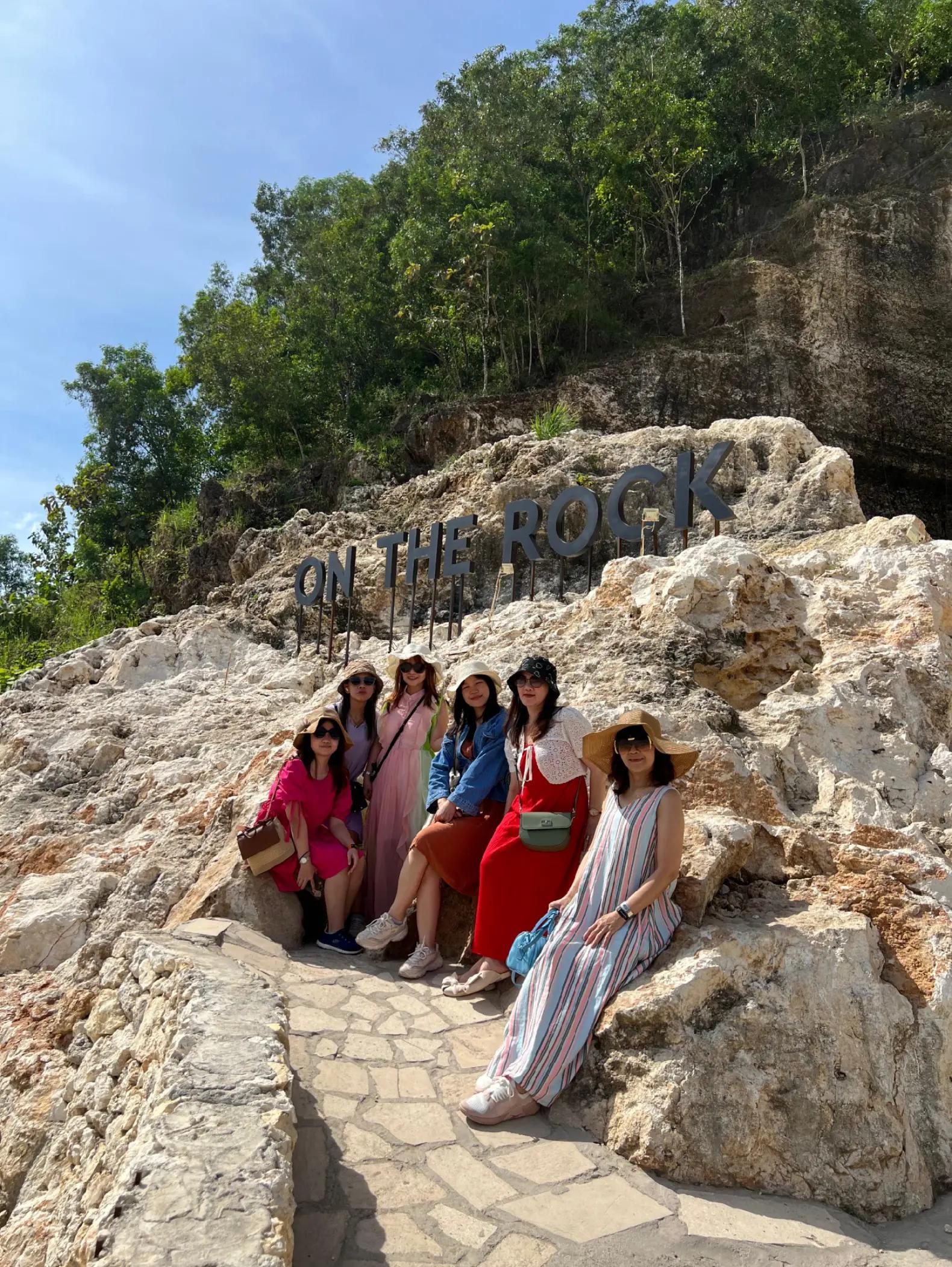 @nadhira tour travel jogja