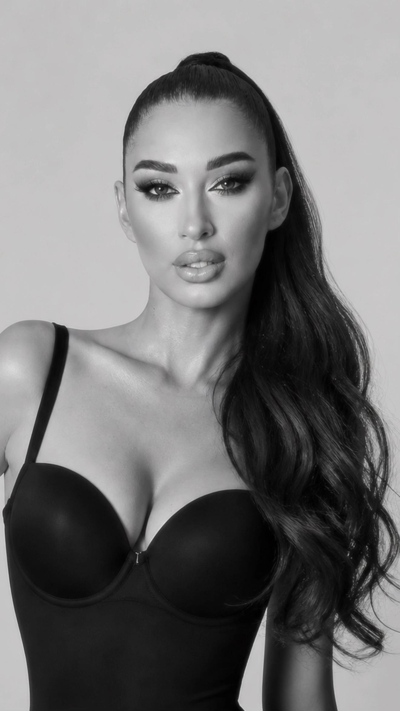 @Dianamihajlovicofficial