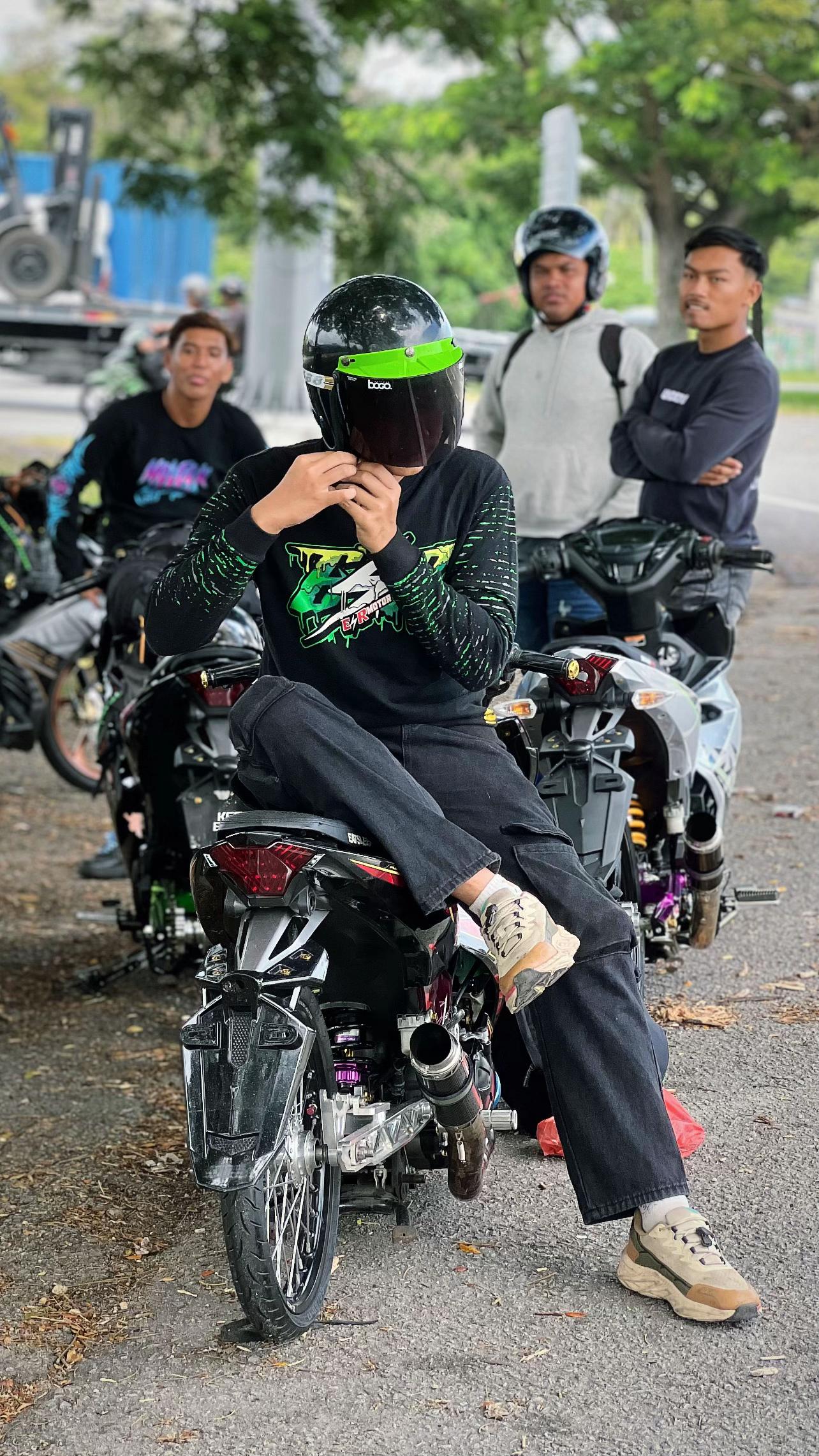 @.