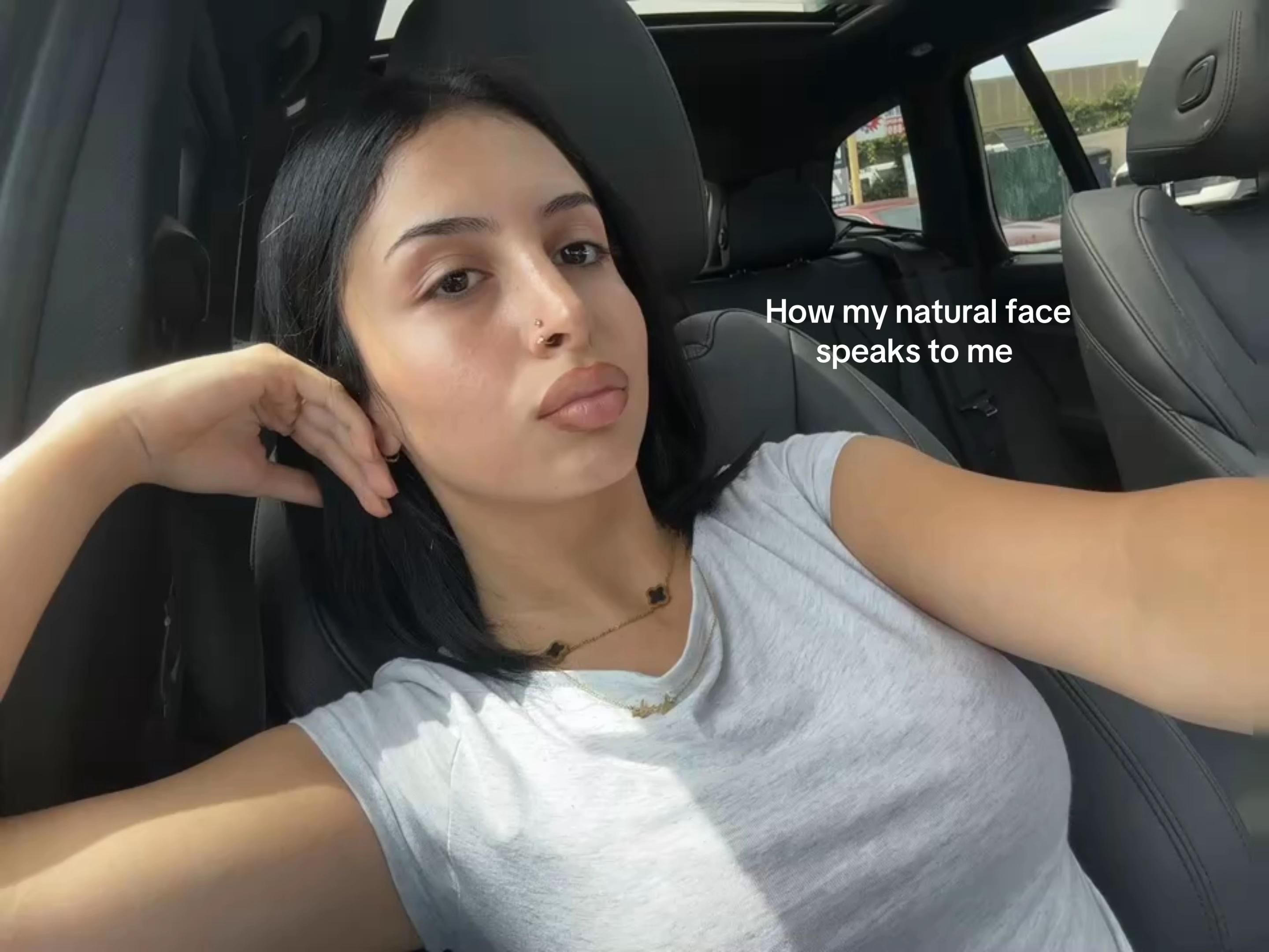 @Esra🇸🇾