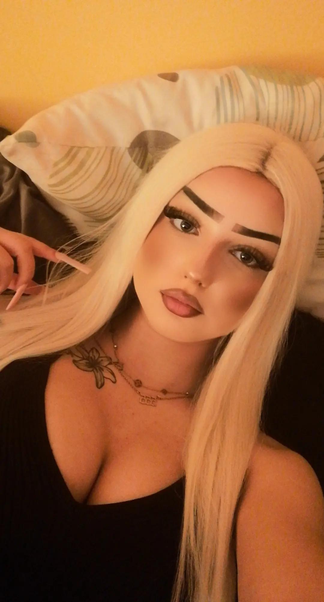 @𝒜𝒹𝒿𝒶𝒶𝒶𝒶🍓