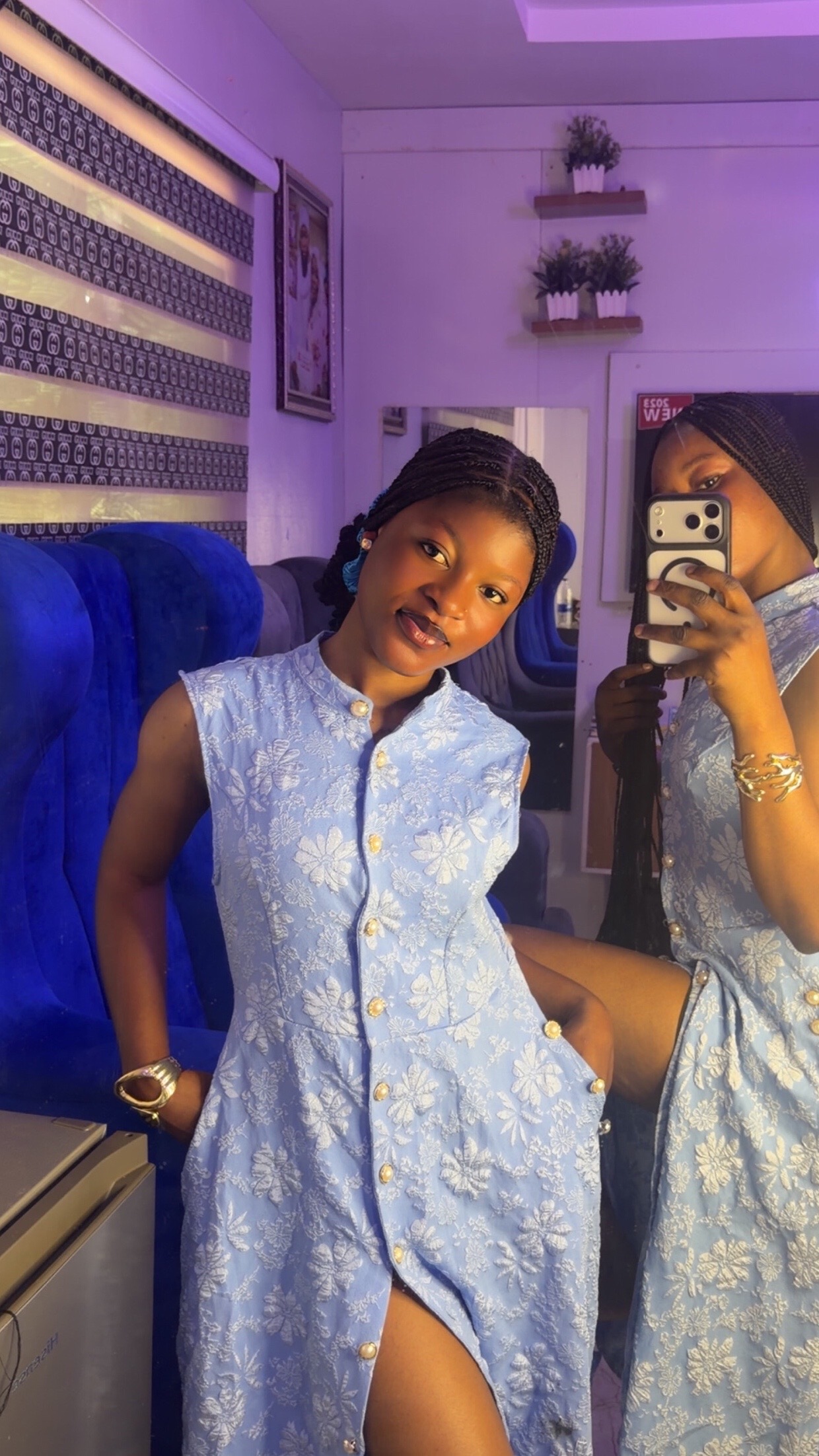 @Ayomide 🌺🦋🥳
