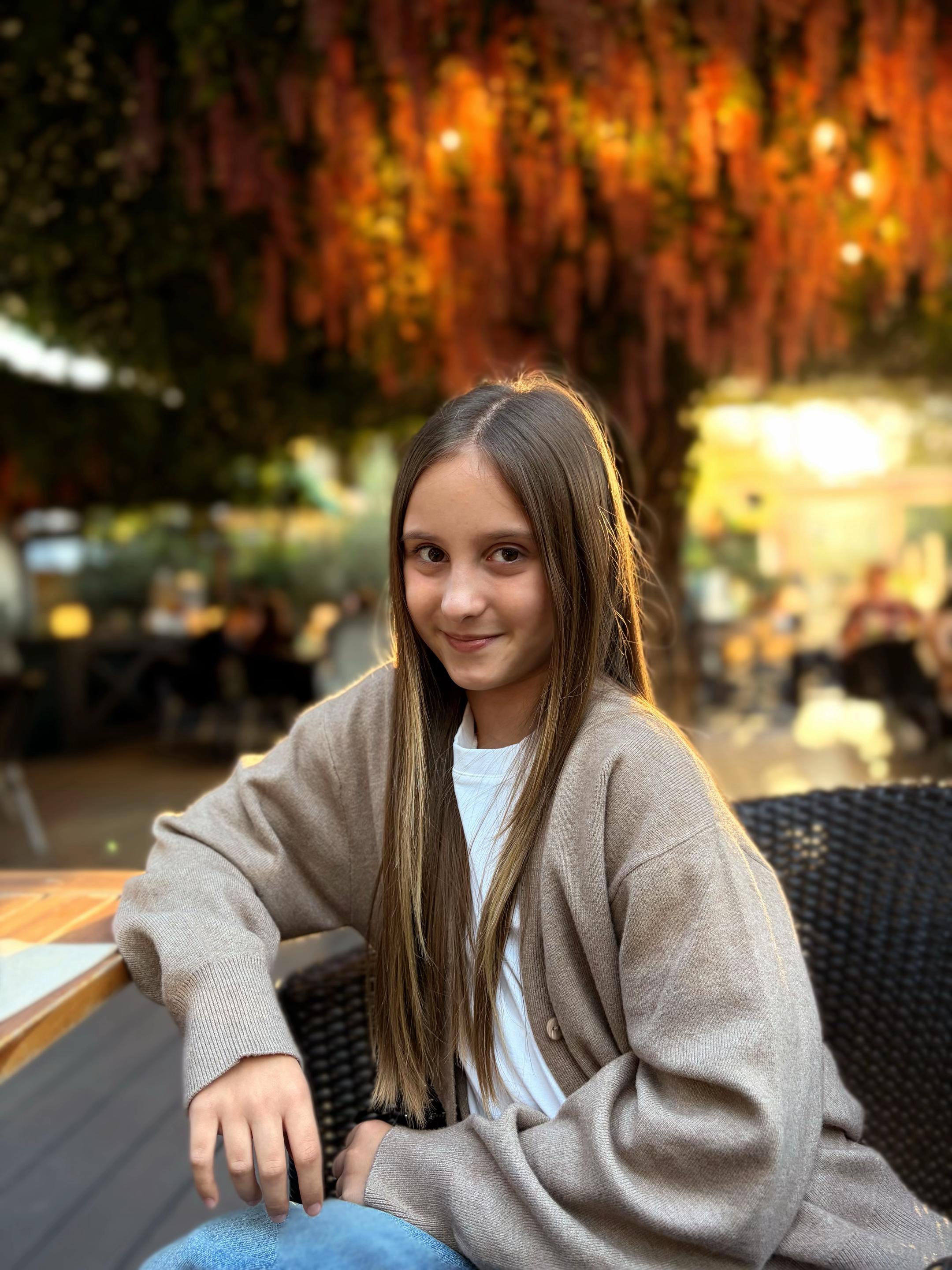 @AlexandraCurbetOfficial 👑