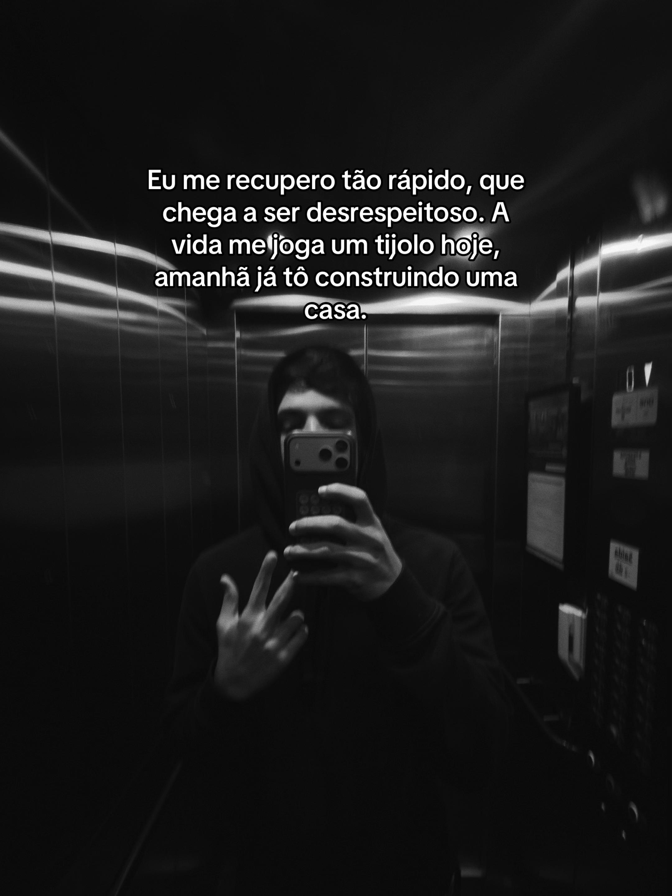 @iê
