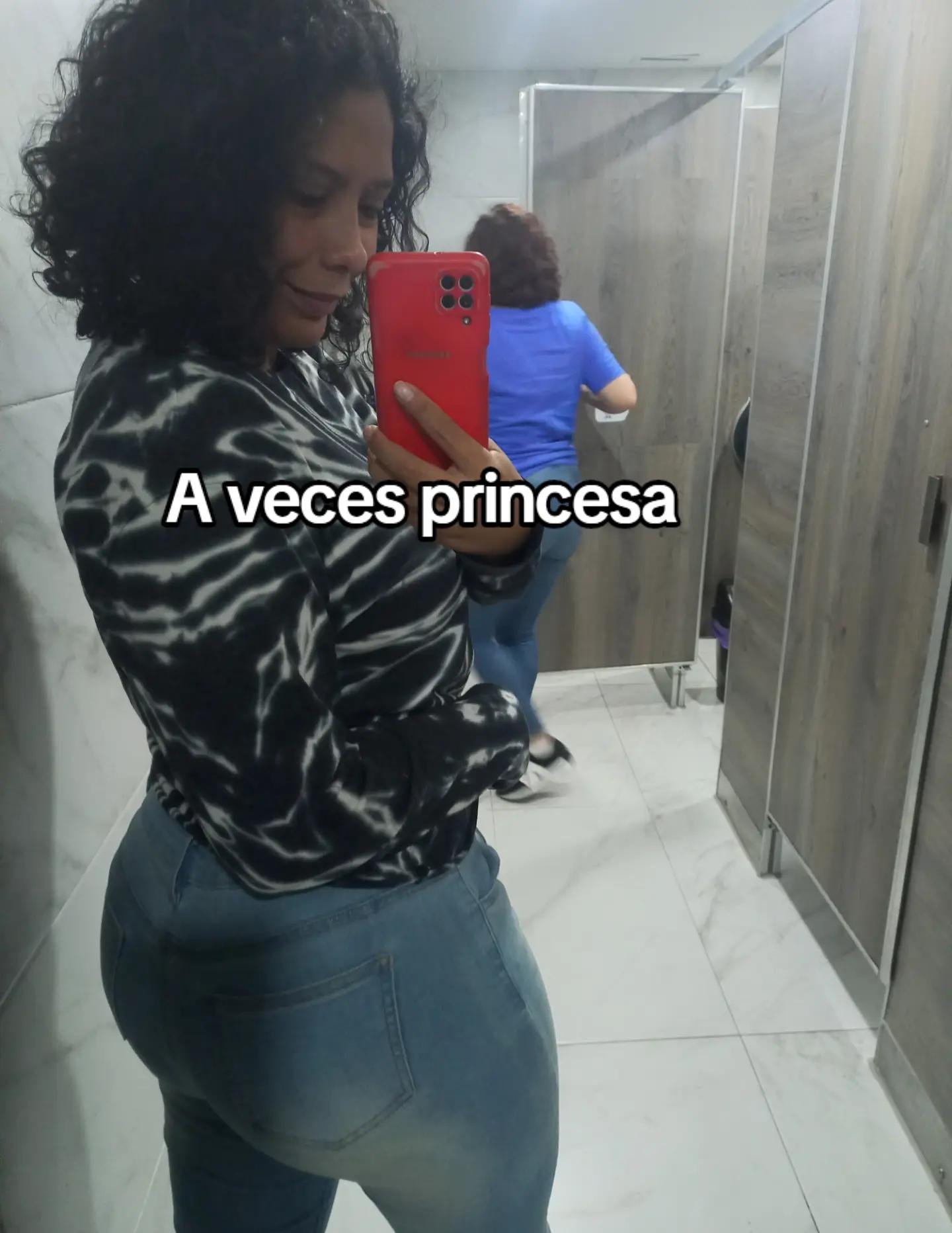 @Danielle fit ๐ช๐