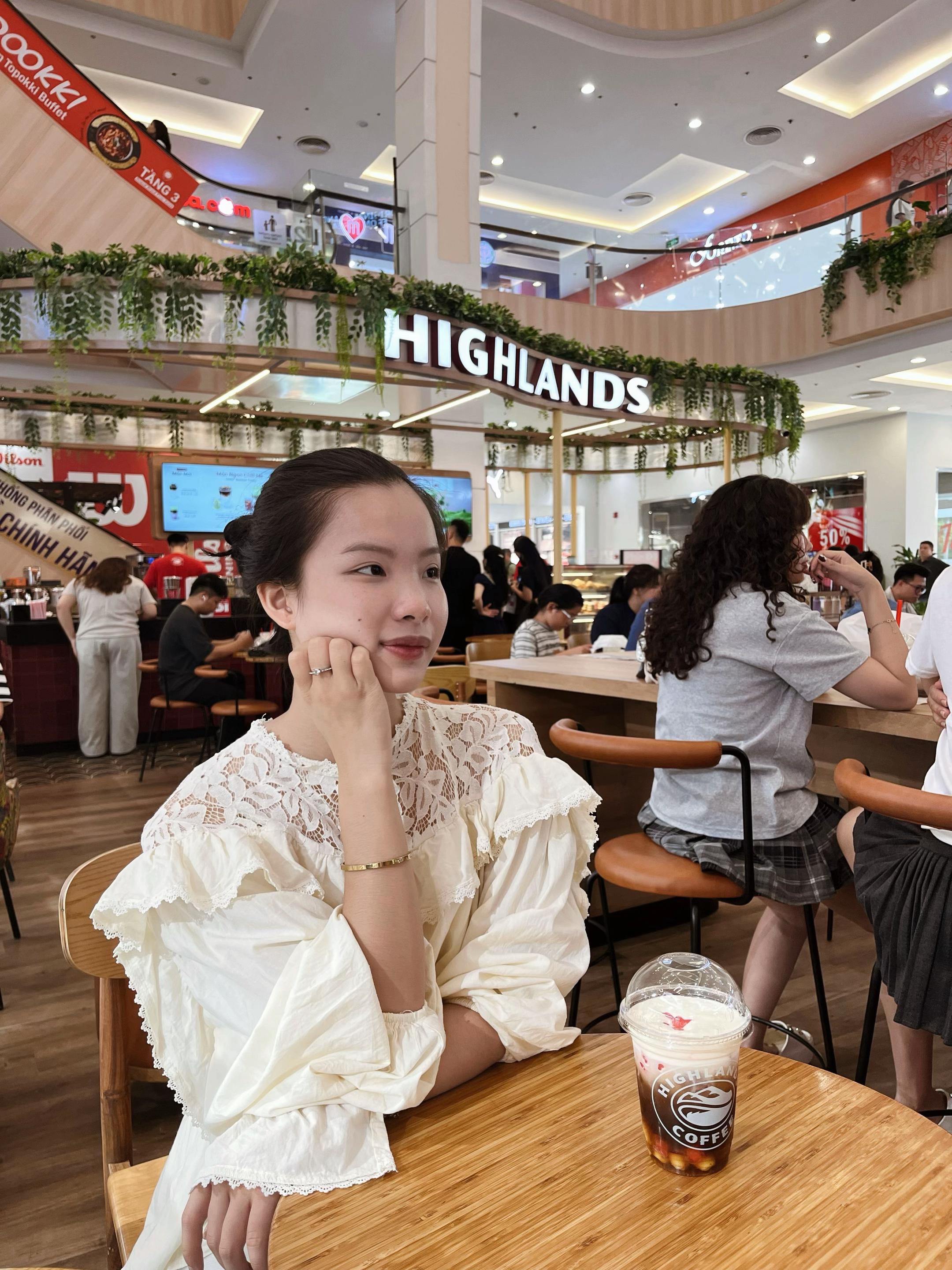 @Thu Hiền✨