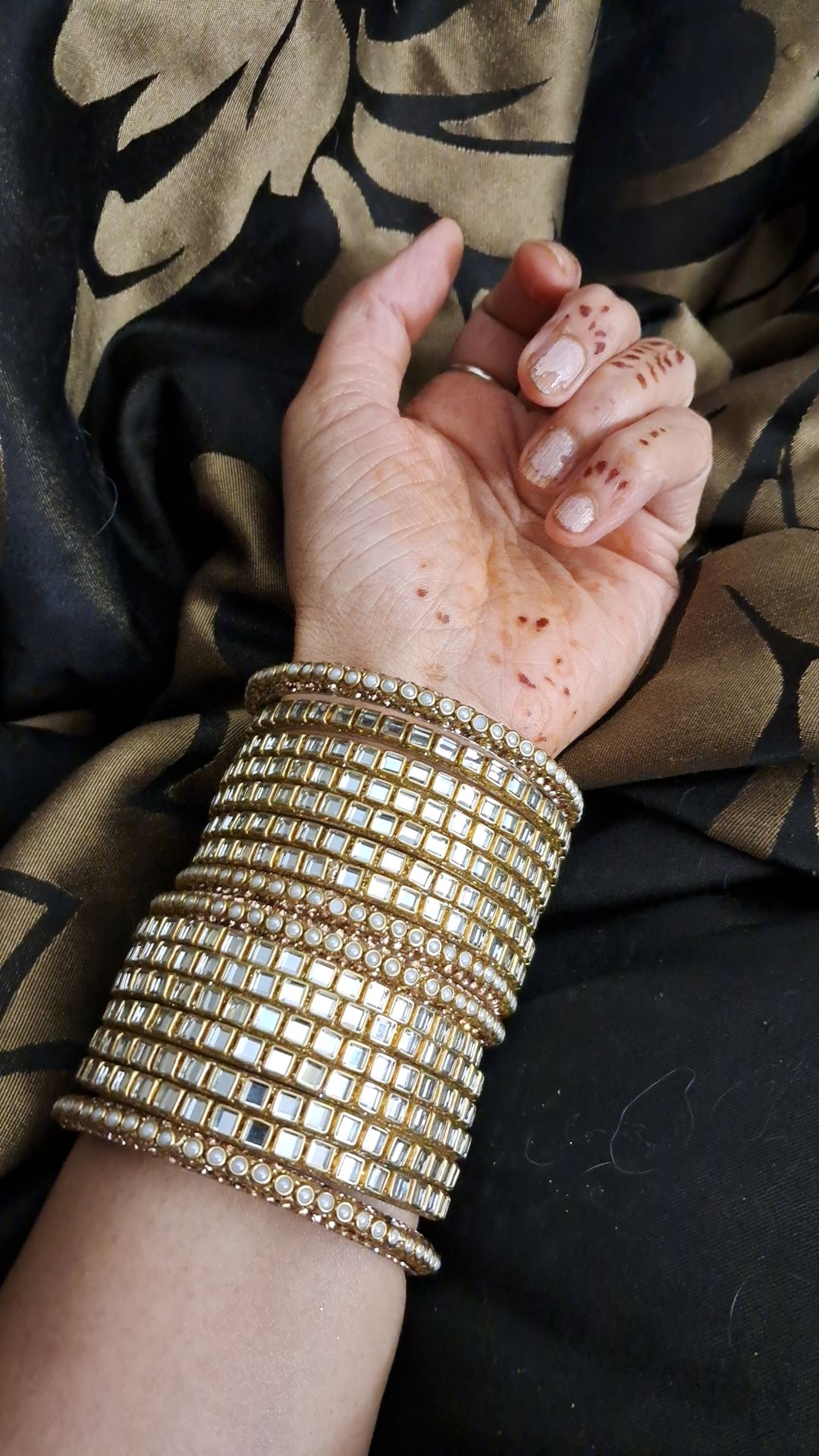 @Saaakshi