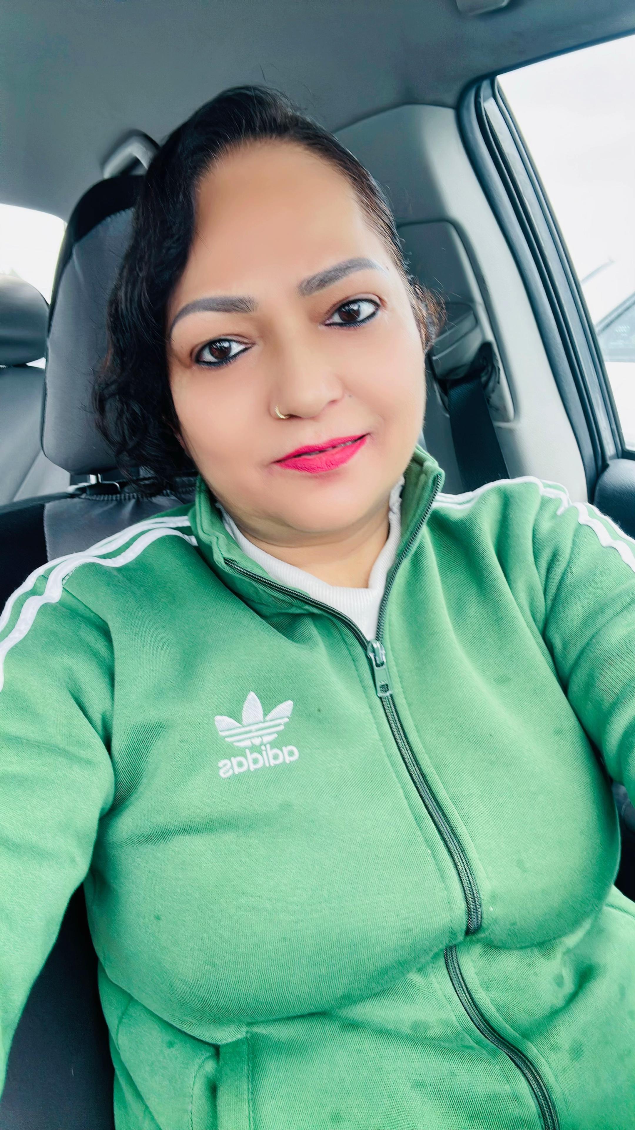 @Himachali queen