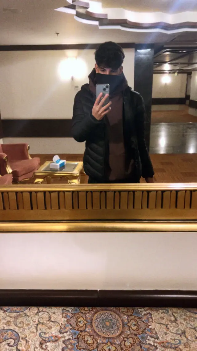 @7 A
