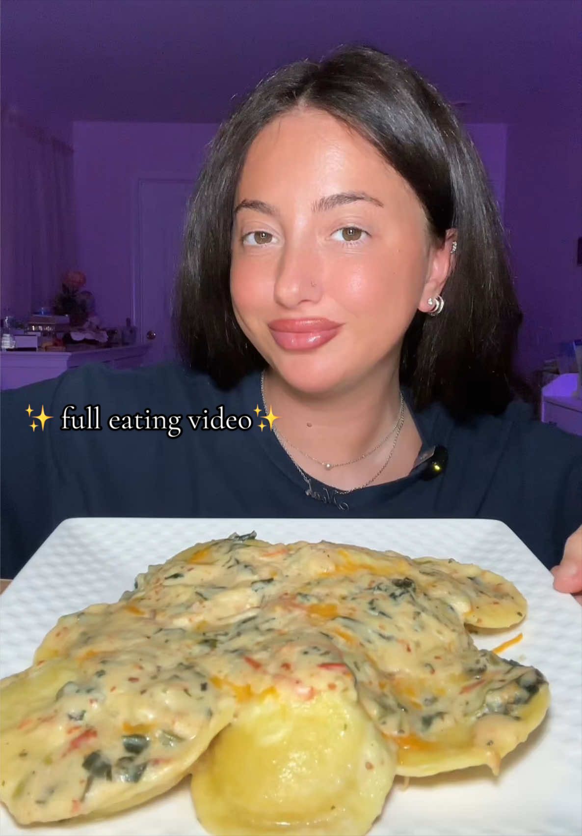 @eatswithemmie