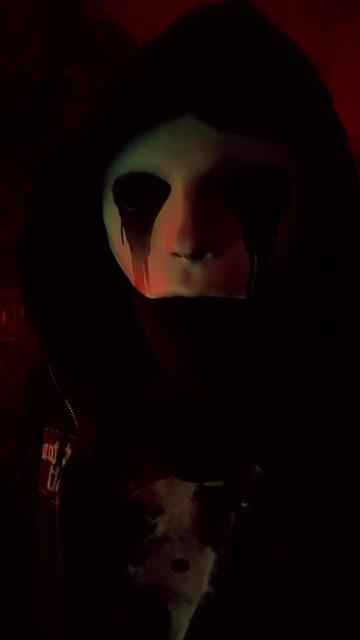 @Von Necros
