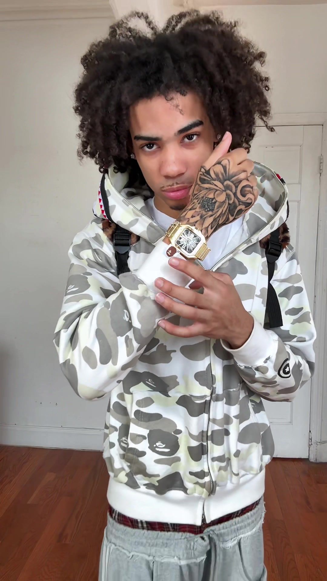 @C4j