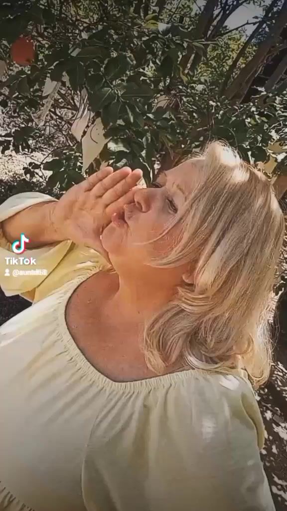 @auntd68