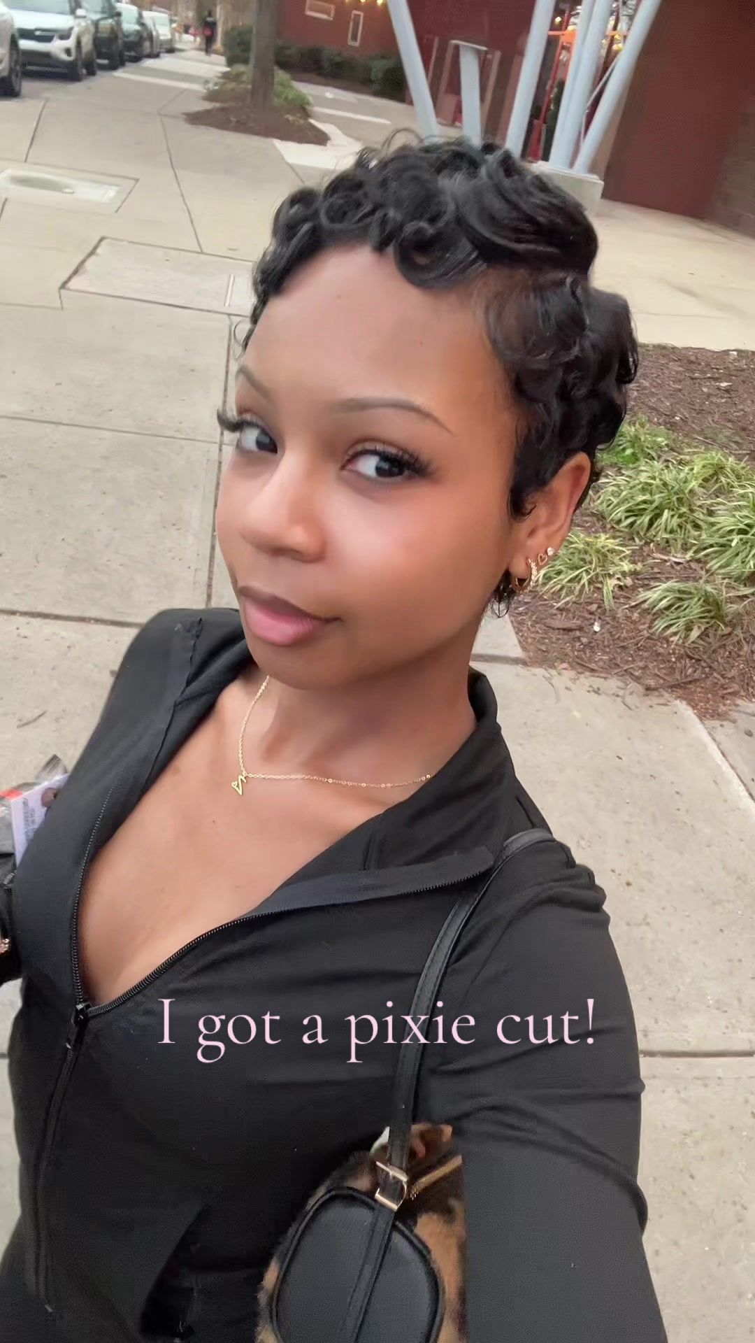 @𝑍𝑎𝑟𝑖 🎀