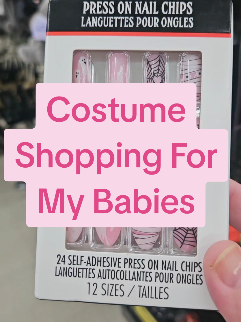 @Books & Girly Things 🎀🩷