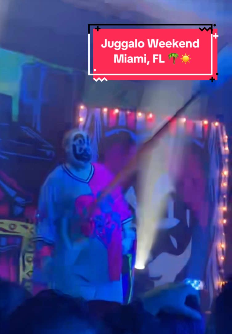 @Linds 🖤🥀🦇