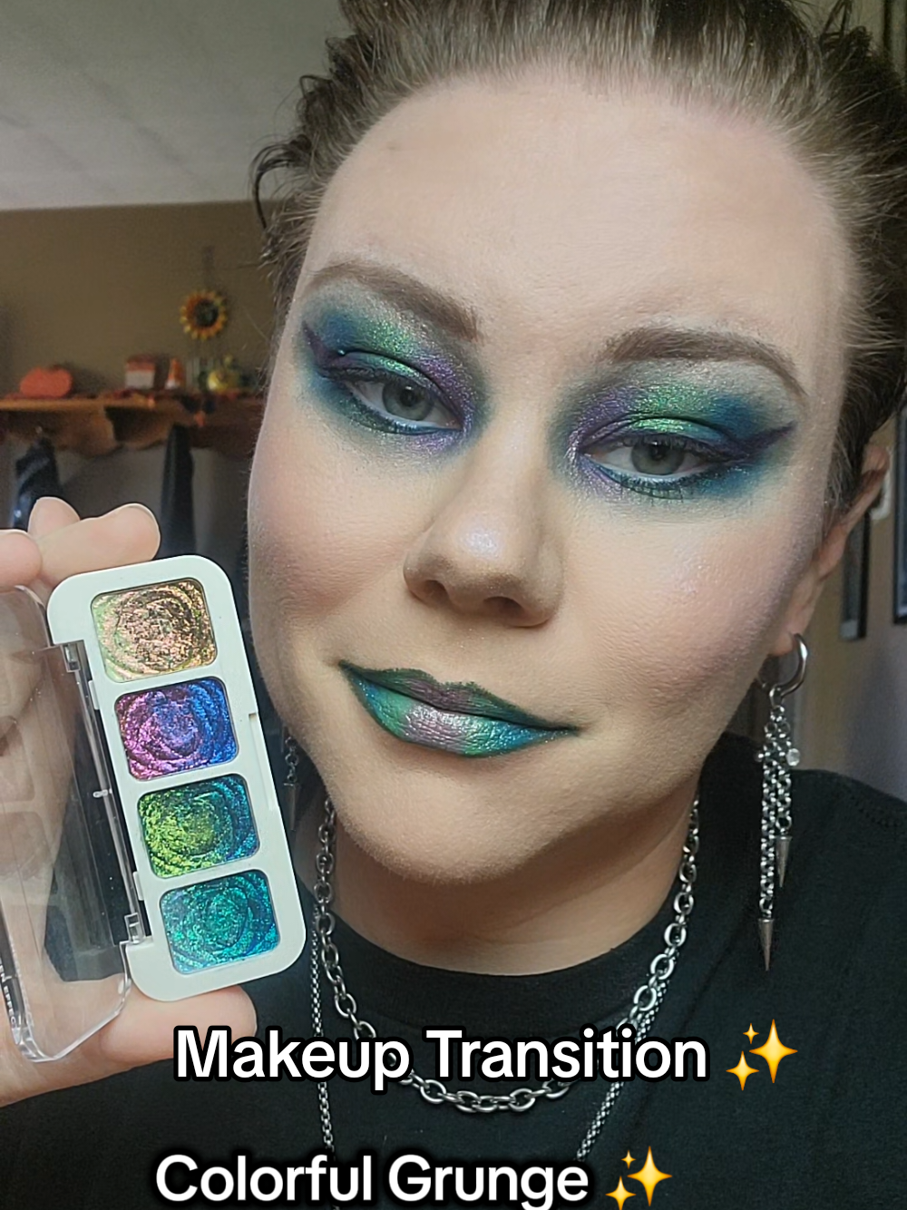 @Breanna's Bold Beauty 💄✨️