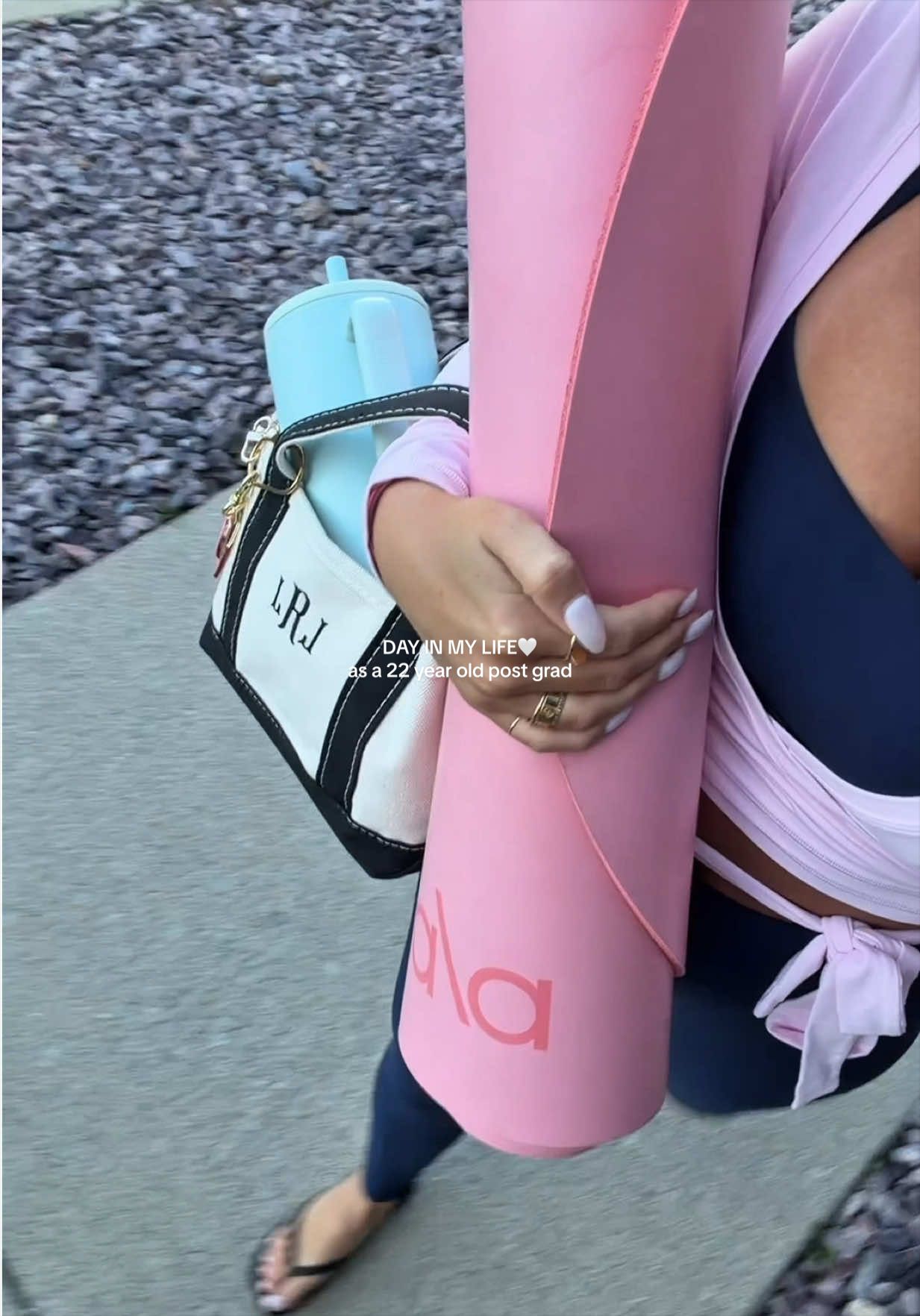 @lily