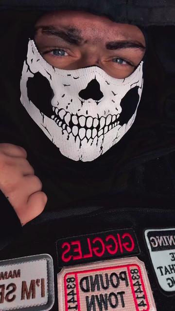 @Callsign: Giggles