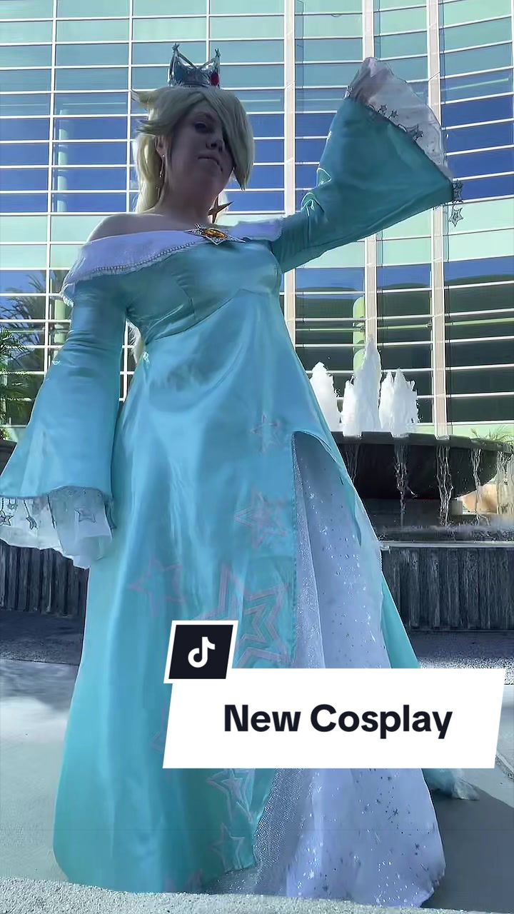 @meredreamcosplay