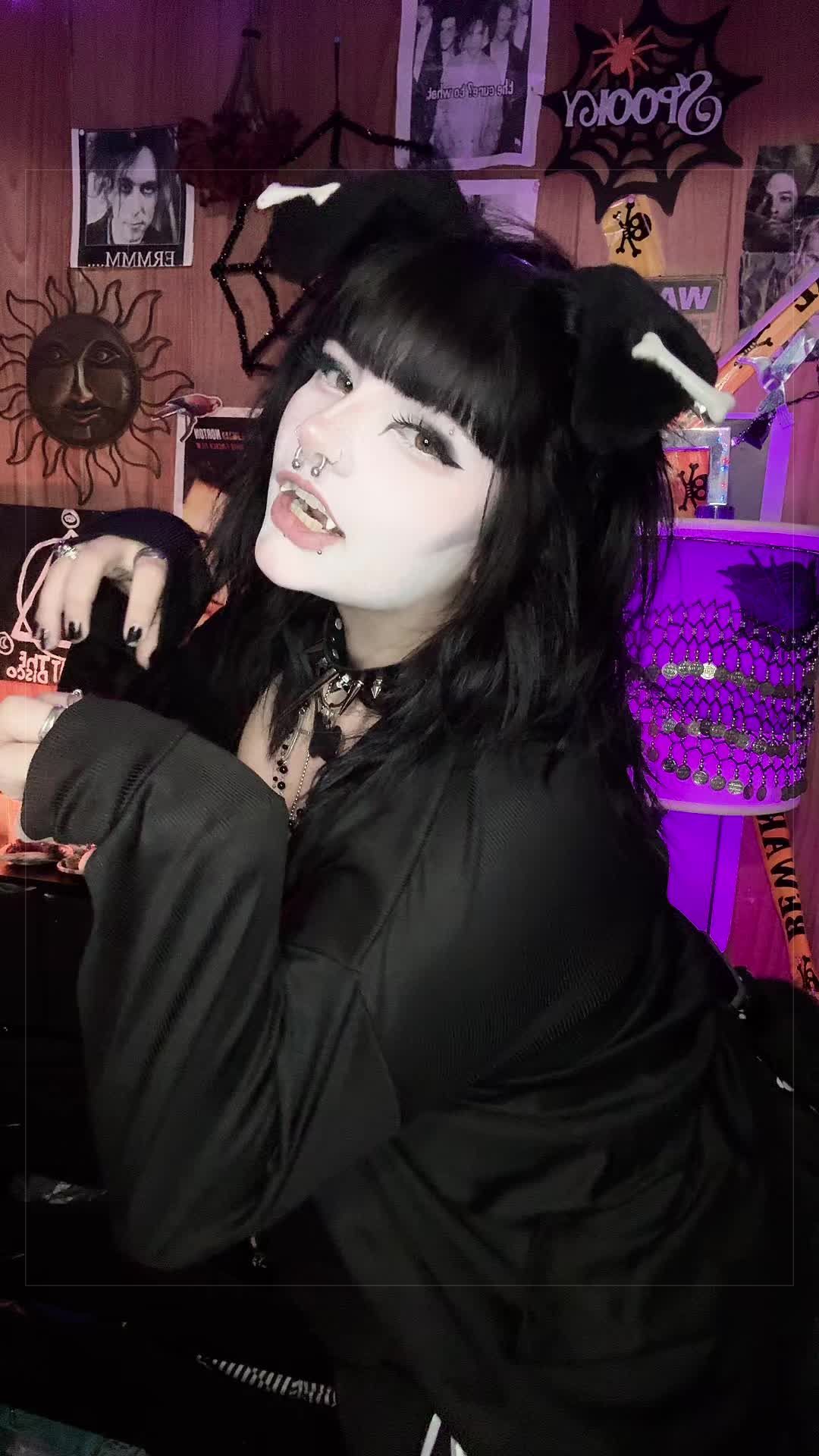 @𝐁𝐞𝐥𝐥𝐬 ;𝟑 🐾