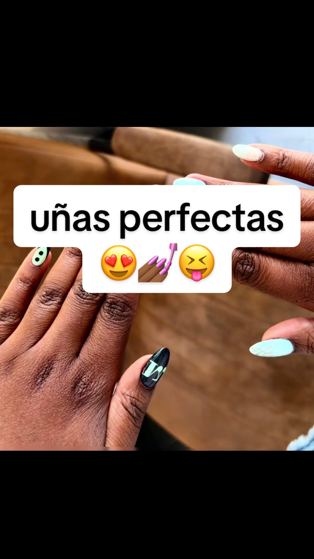 @Chris✨ @vivalachris_
