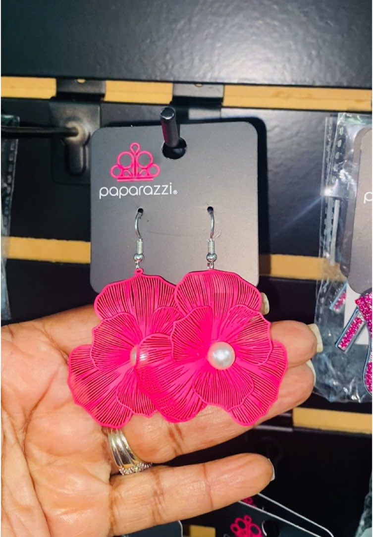@Carlinda/Sparkling Treasures