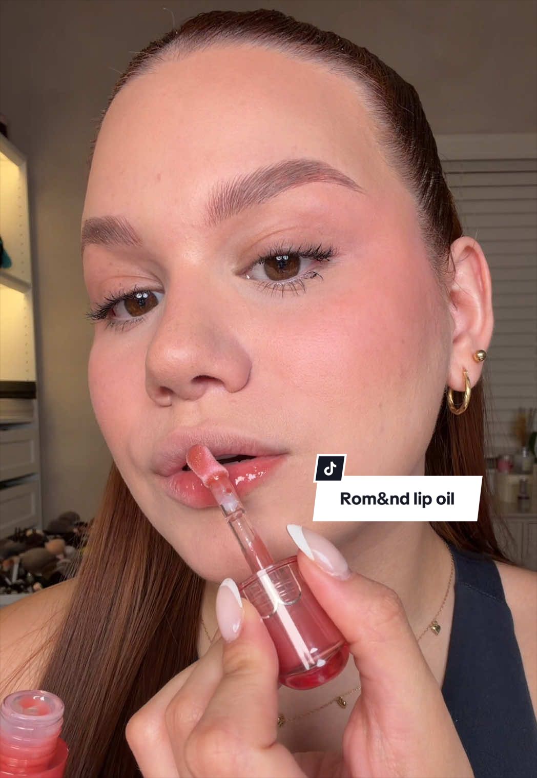 @Angela María