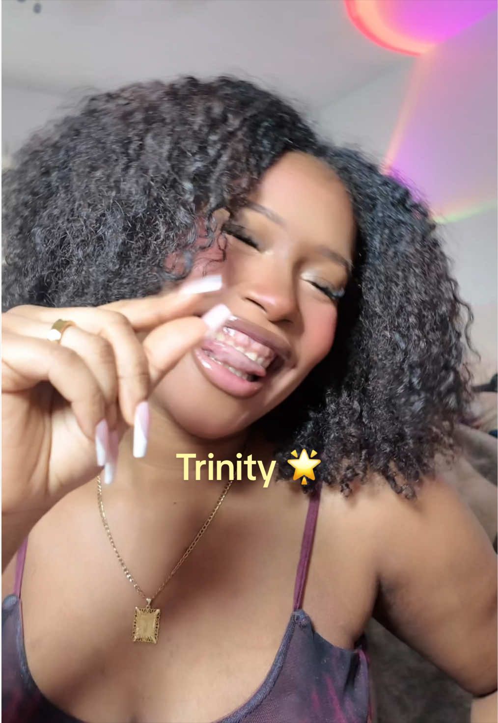 @T I O N N I E ⭐️