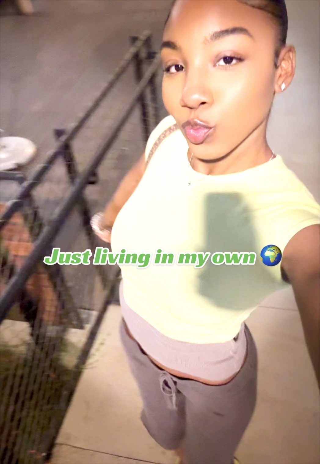 @Joyoungg