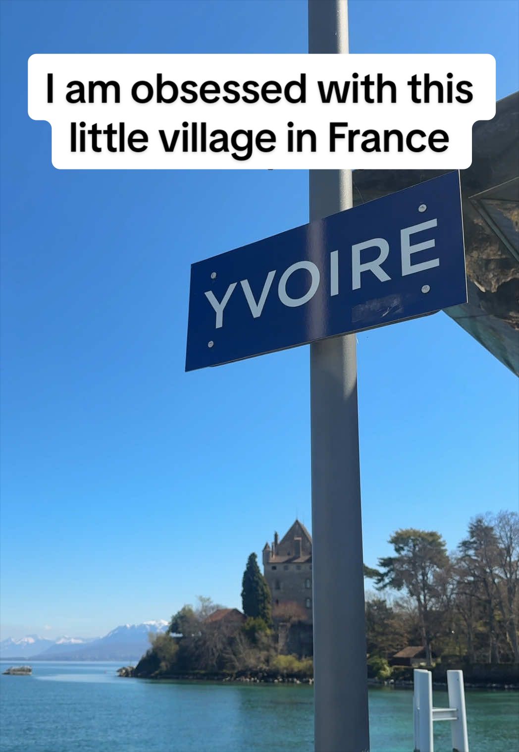 @chloe jade travels