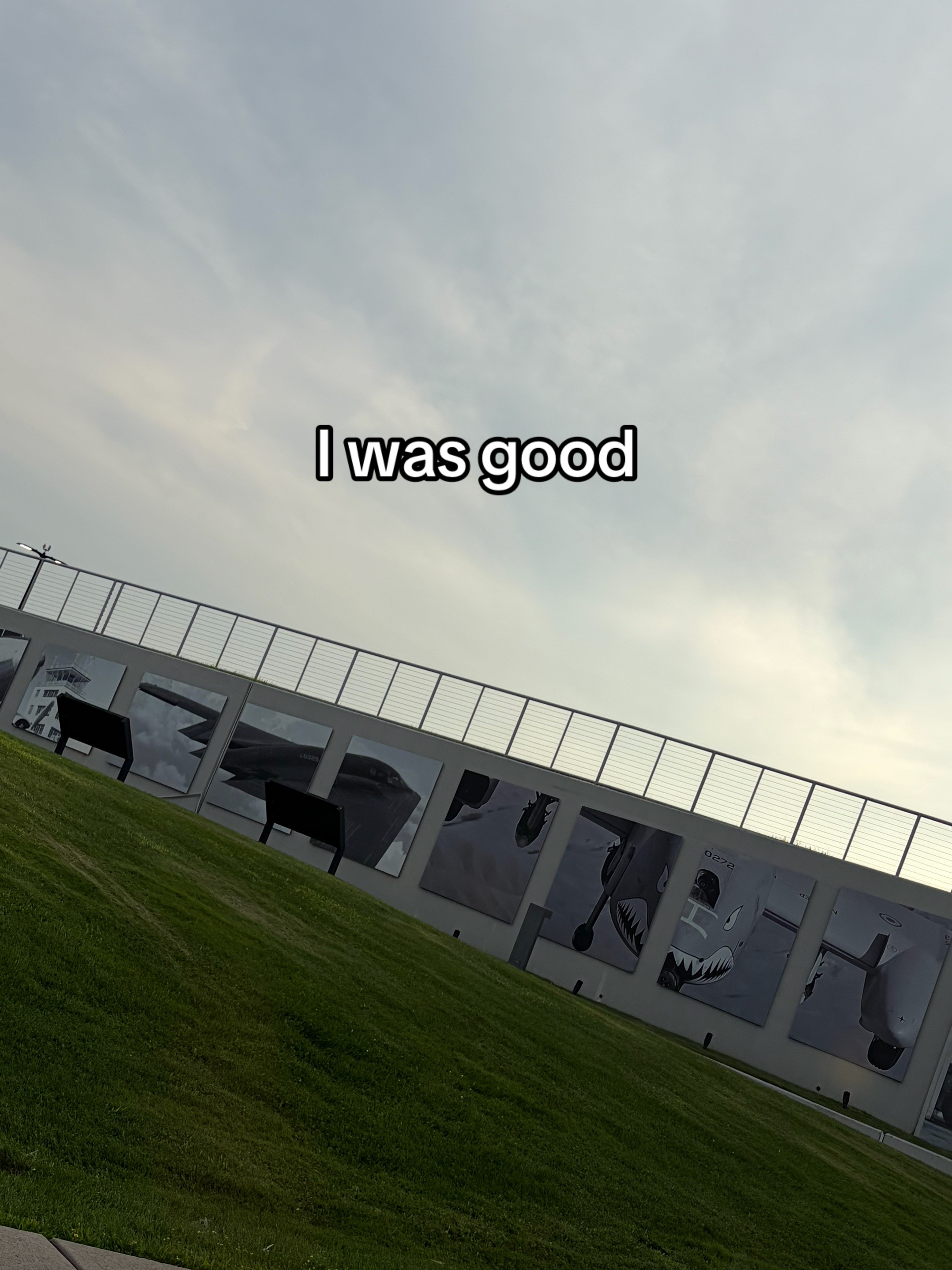 @⃟∞