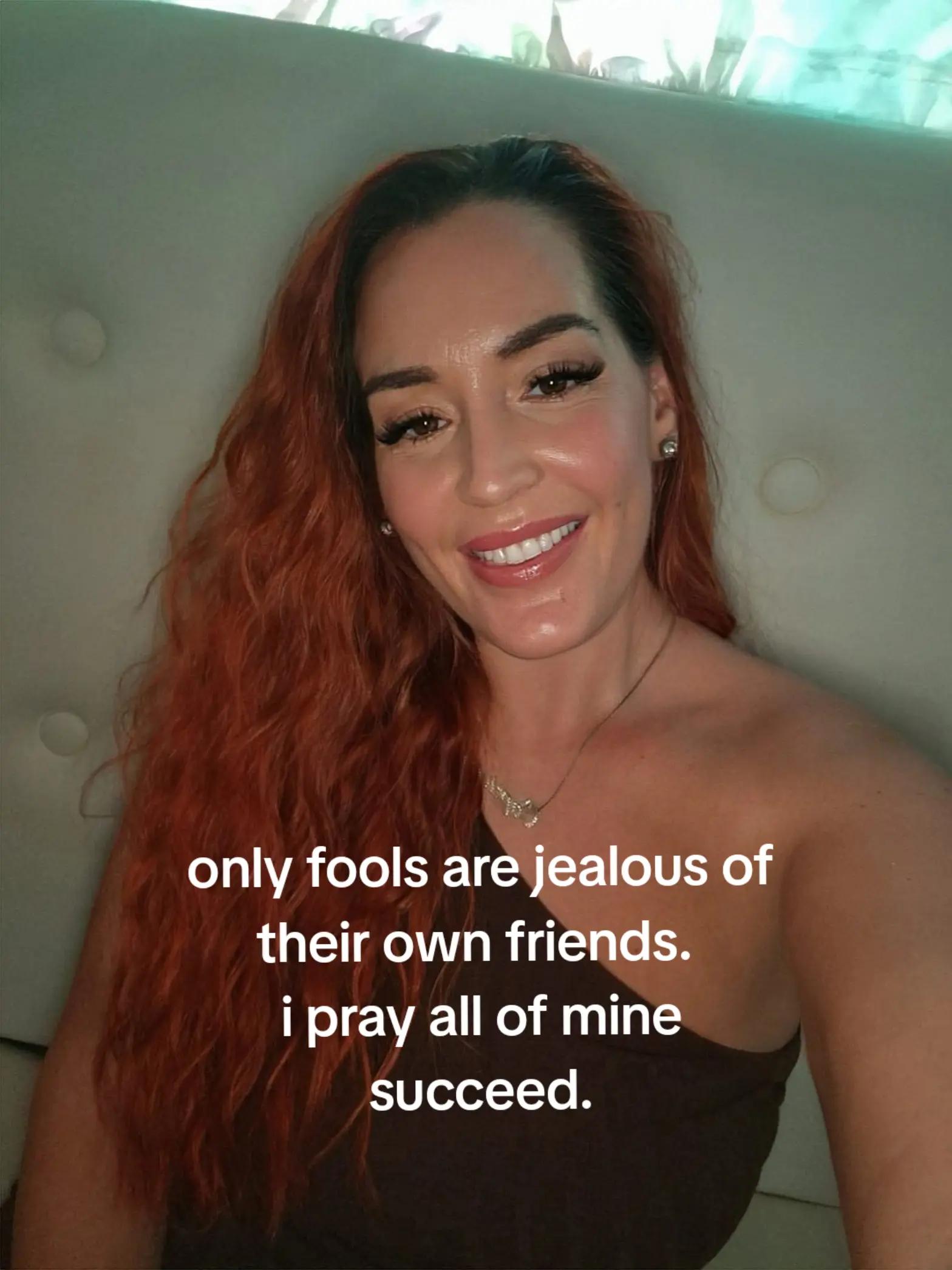 @𝓒𝓱𝓪𝓻𝓵𝓲𝓮 𝓜𝓪𝓻𝓲𝓮🍒