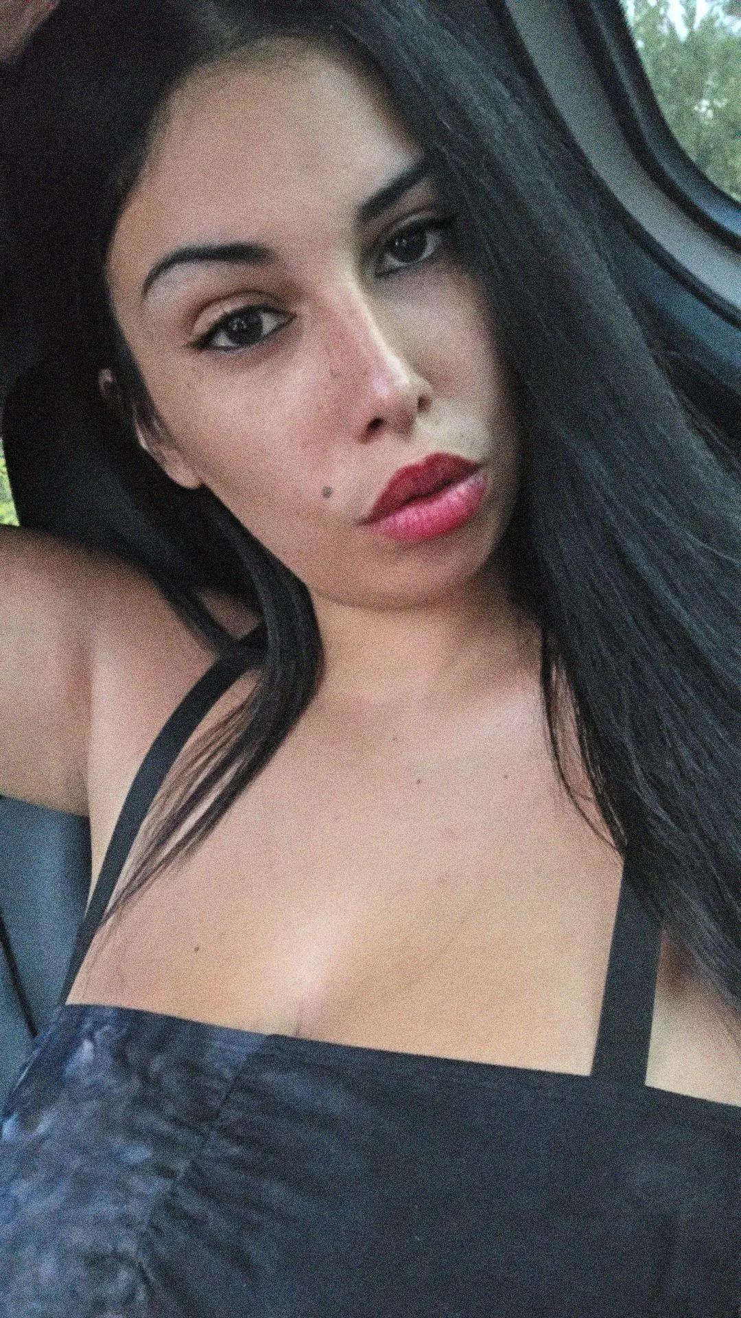 @👽