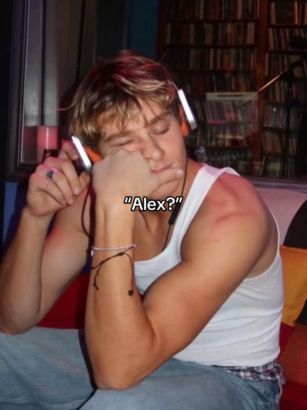 @isabellaskyesauthor