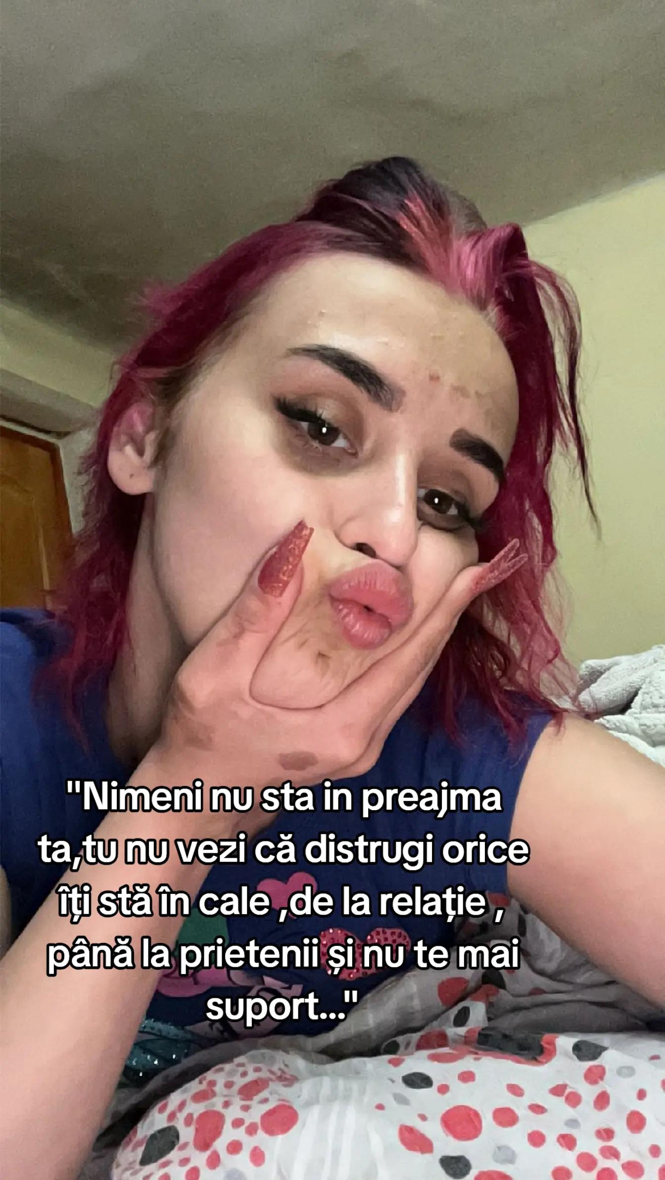 @Denisa Cristina🩵