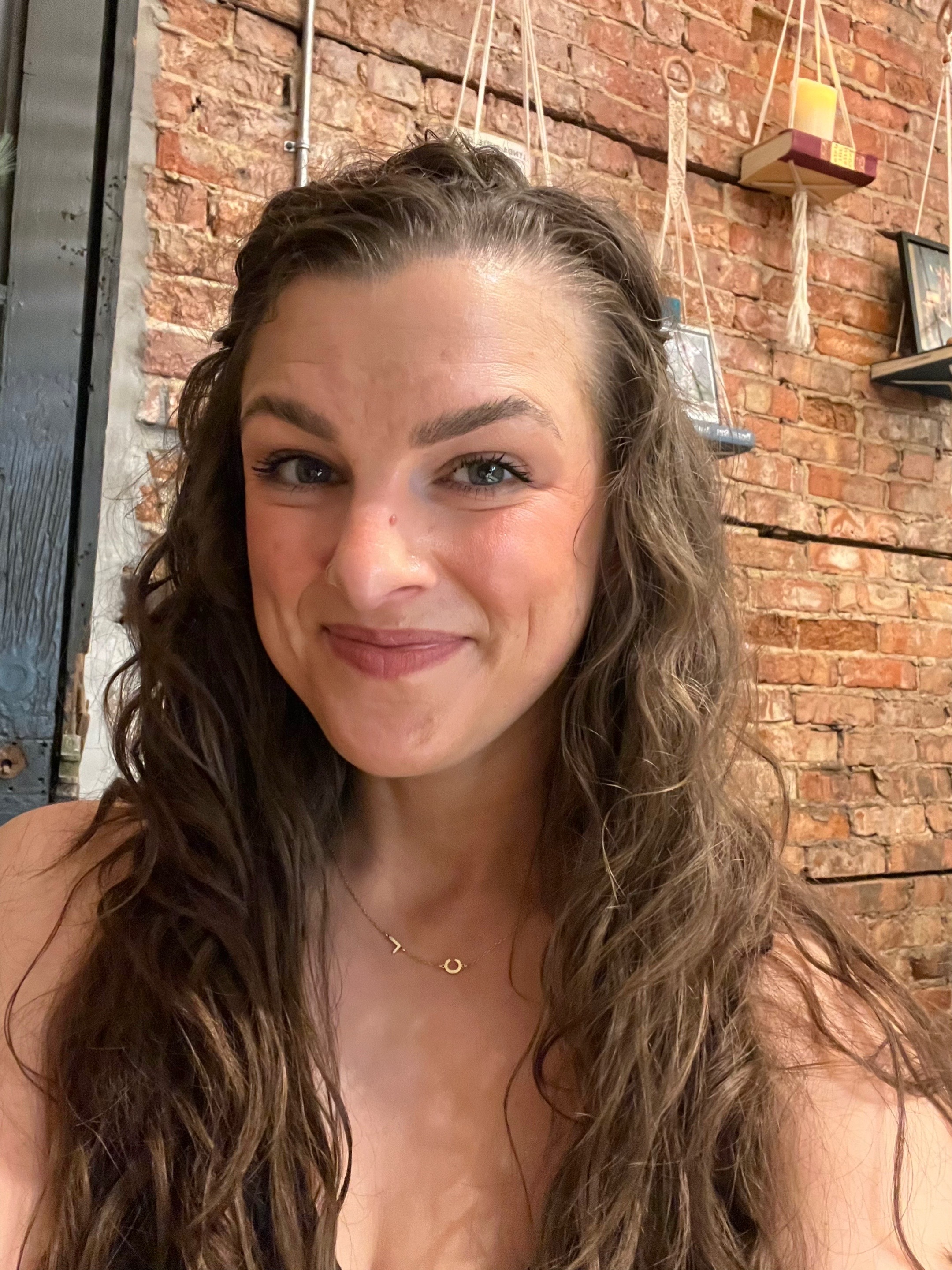 @Rebecca Garner | YA author