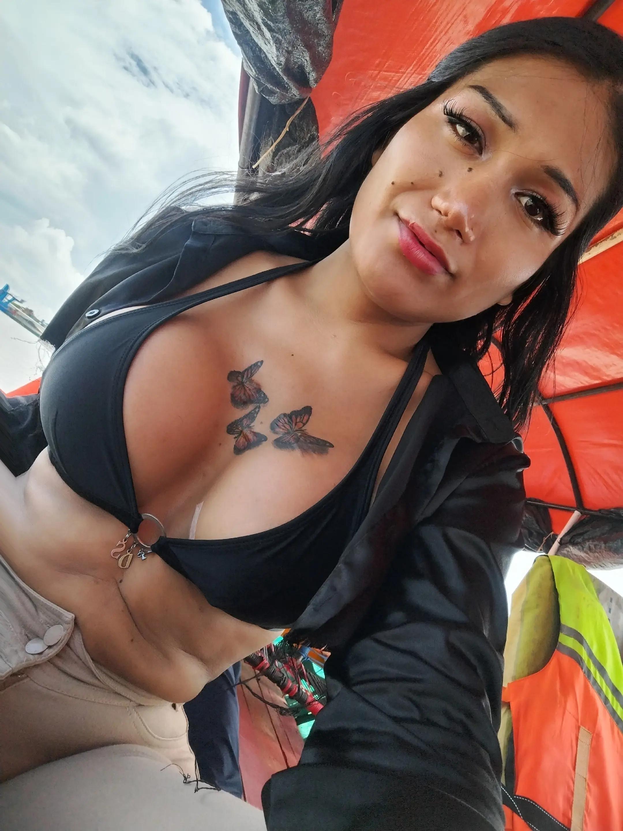 @🍓Paula Queen 🏳️&zwj;⚧️