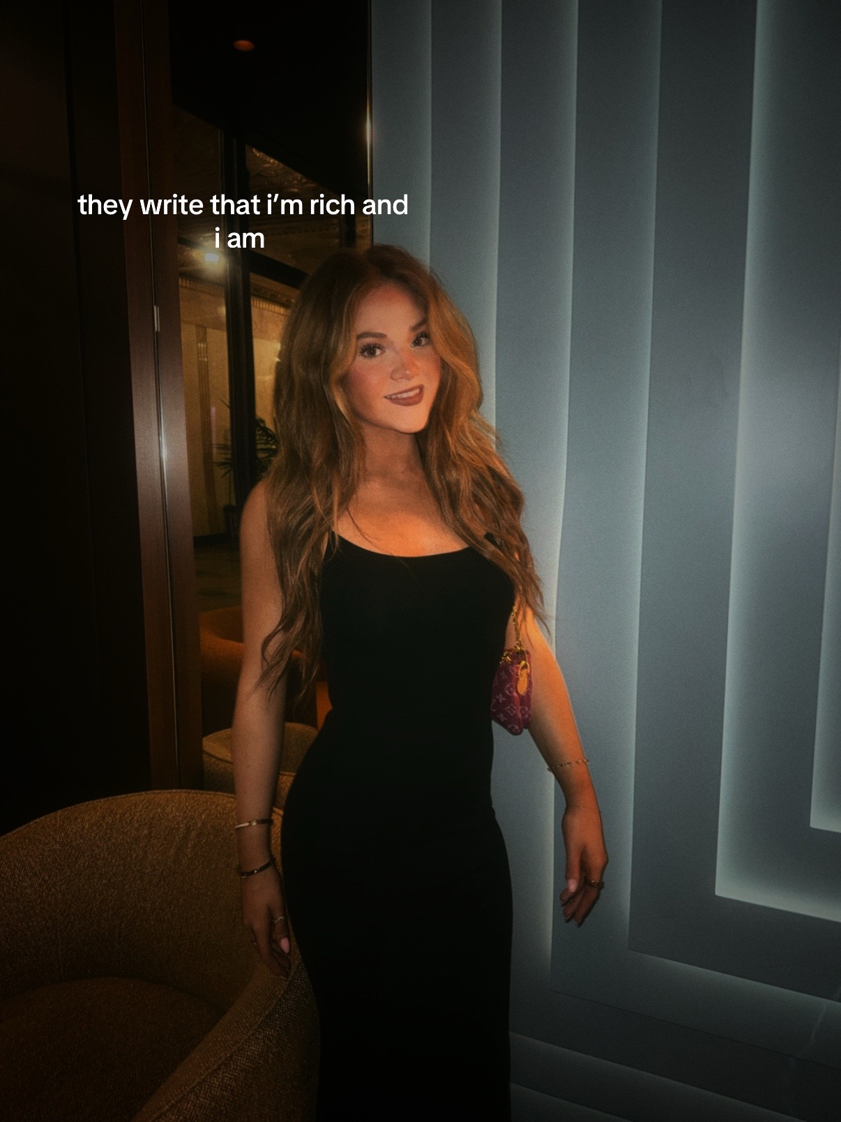 @L A N D R I