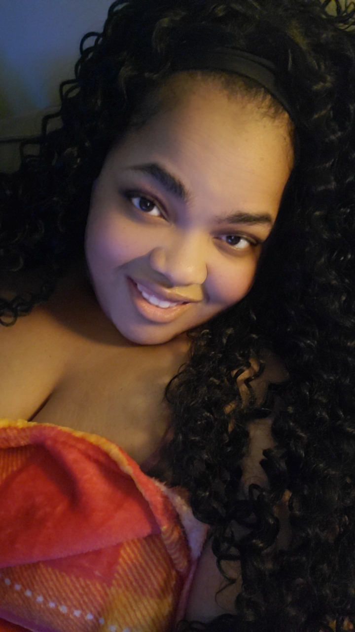 @Mz_Chubby_Cheeks