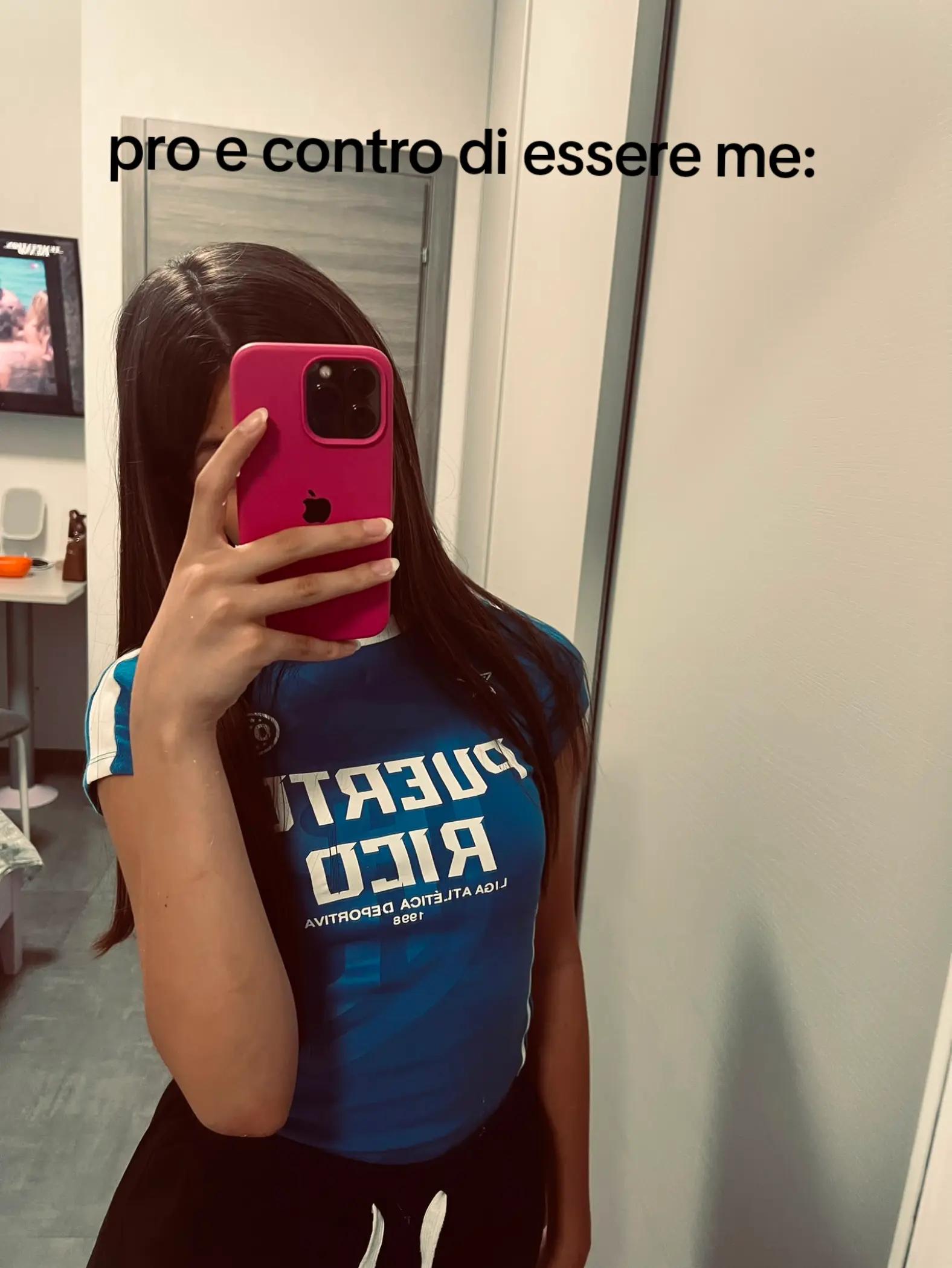 @𝟐𝟐