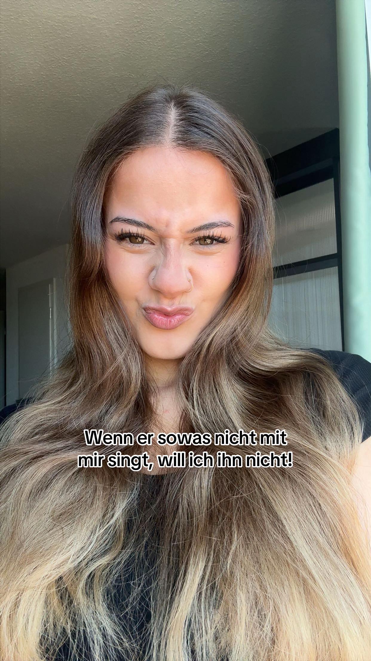 @Thewifeofmyself