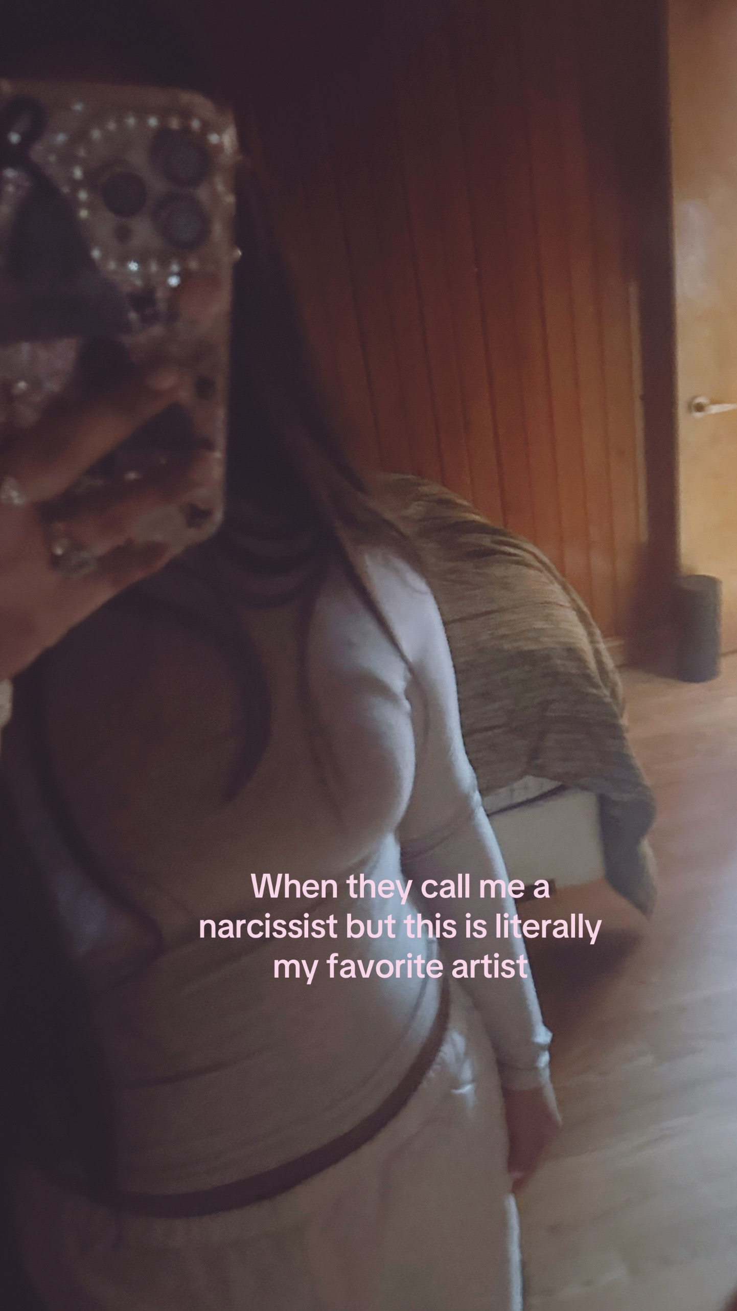 @𝒥